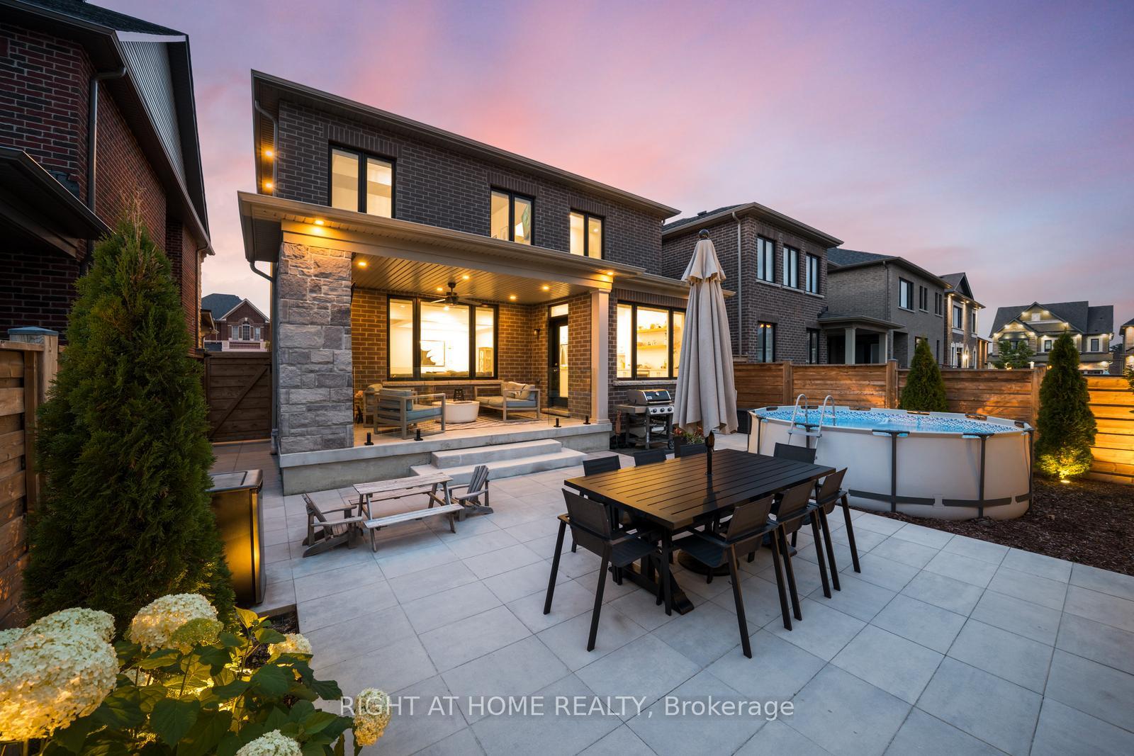 Photo 4 of 42 Alistair Crescent, Vaughan, Kleinburg — HOMEH