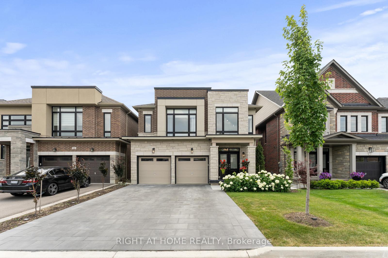 Photo 6 of 42 Alistair Crescent, Vaughan, Kleinburg — HOMEH