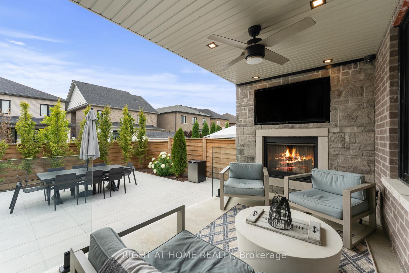 Photo 11 of 42 Alistair Crescent, Vaughan, Kleinburg — HOMEH