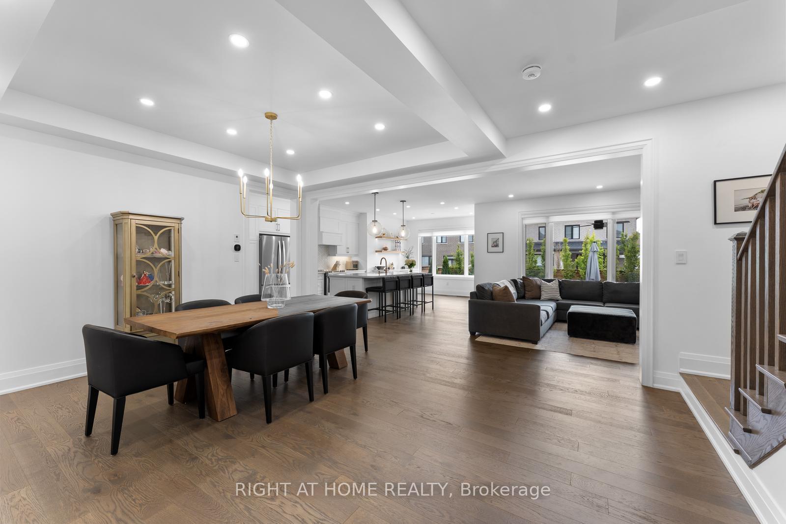Photo 12 of 42 Alistair Crescent, Vaughan, Kleinburg — HOMEH