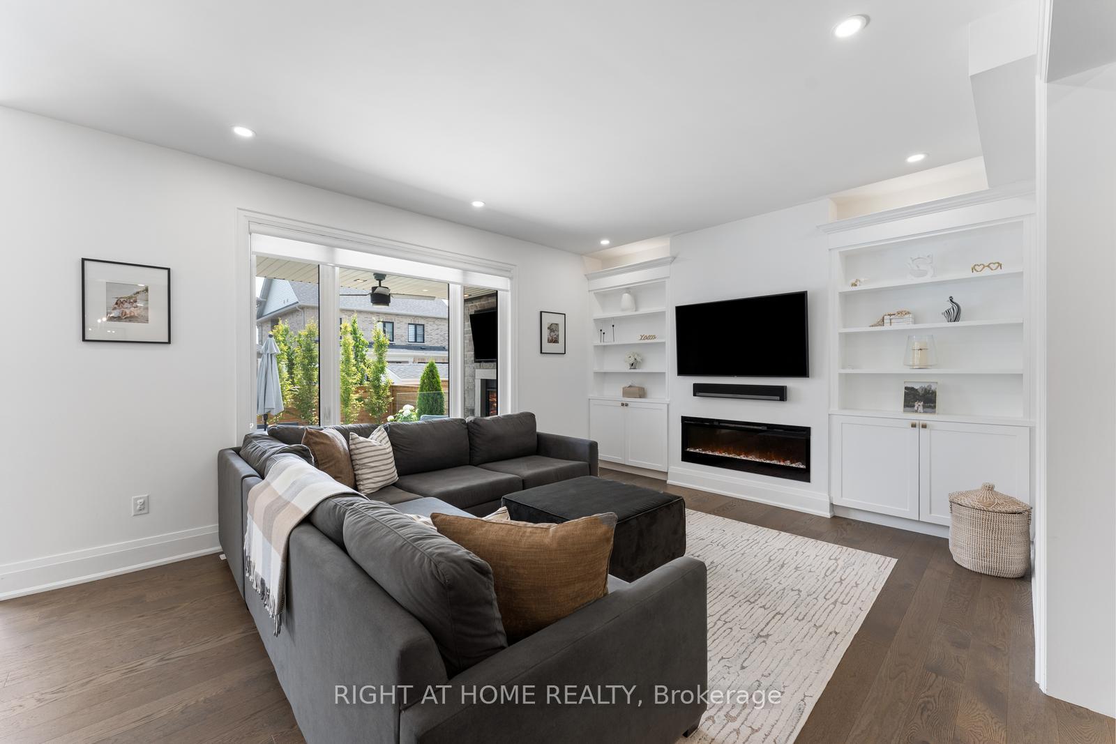 Photo 15 of 42 Alistair Crescent, Vaughan, Kleinburg — HOMEH