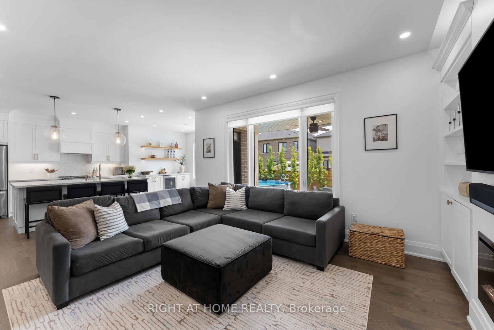 Photo 16 of 42 Alistair Crescent, Vaughan, Kleinburg — HOMEH