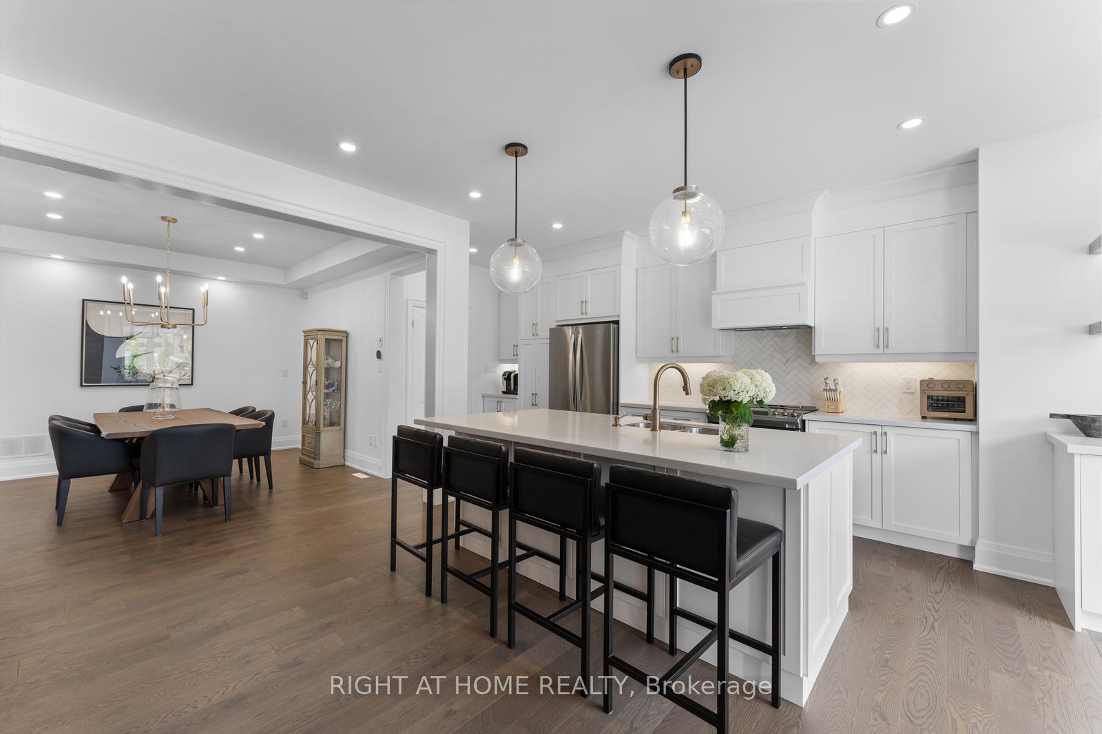 Photo 19 of 42 Alistair Crescent, Vaughan, Kleinburg — HOMEH