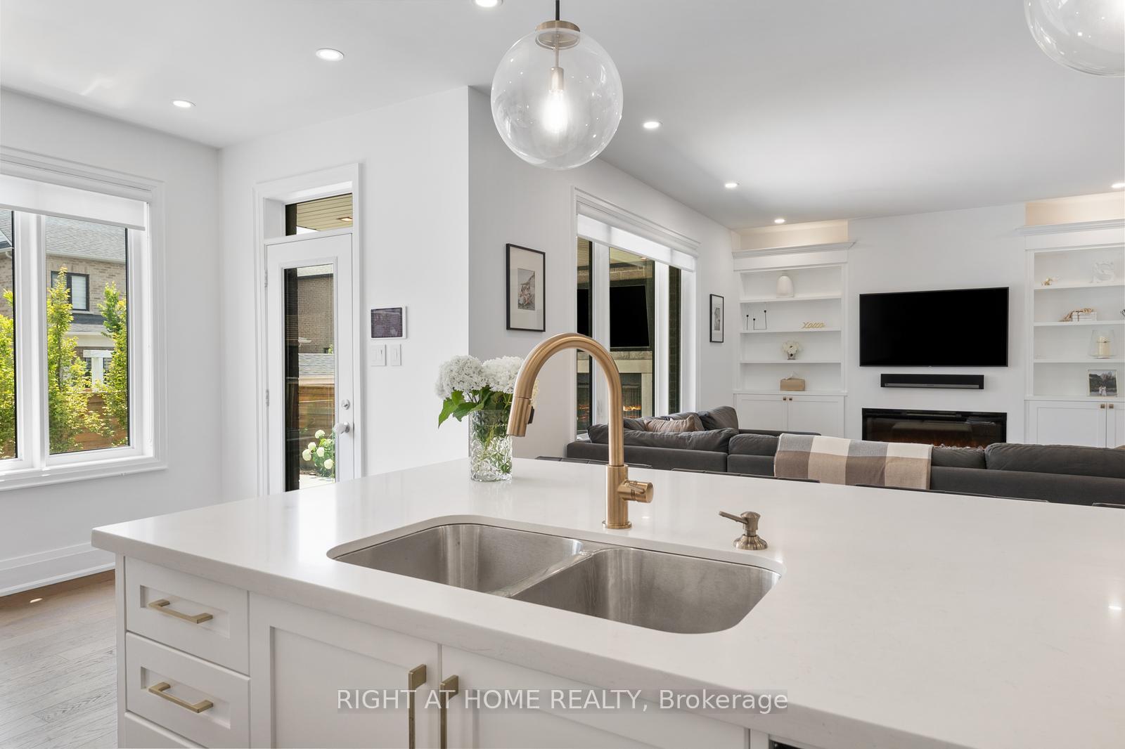 Photo 22 of 42 Alistair Crescent, Vaughan, Kleinburg — HOMEH