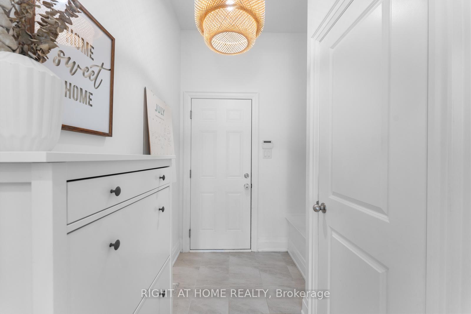 Photo 25 of 42 Alistair Crescent, Vaughan, Kleinburg — HOMEH