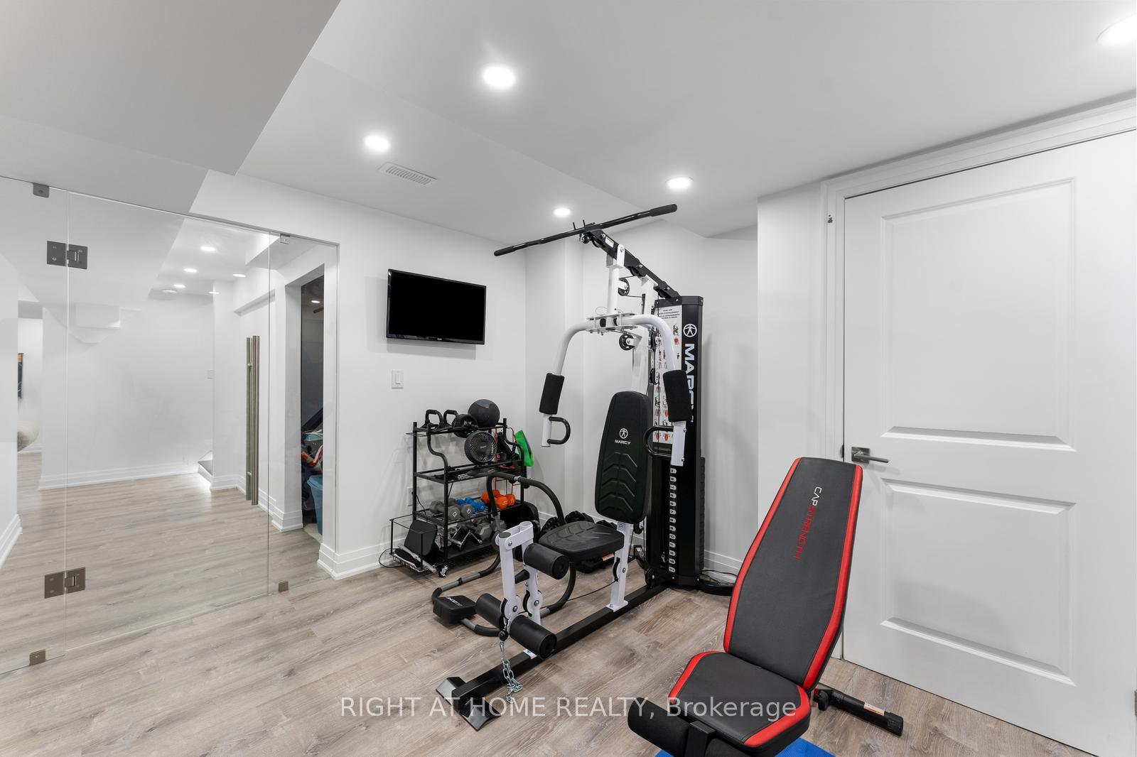 Photo 38 of 42 Alistair Crescent, Vaughan, Kleinburg — HOMEH