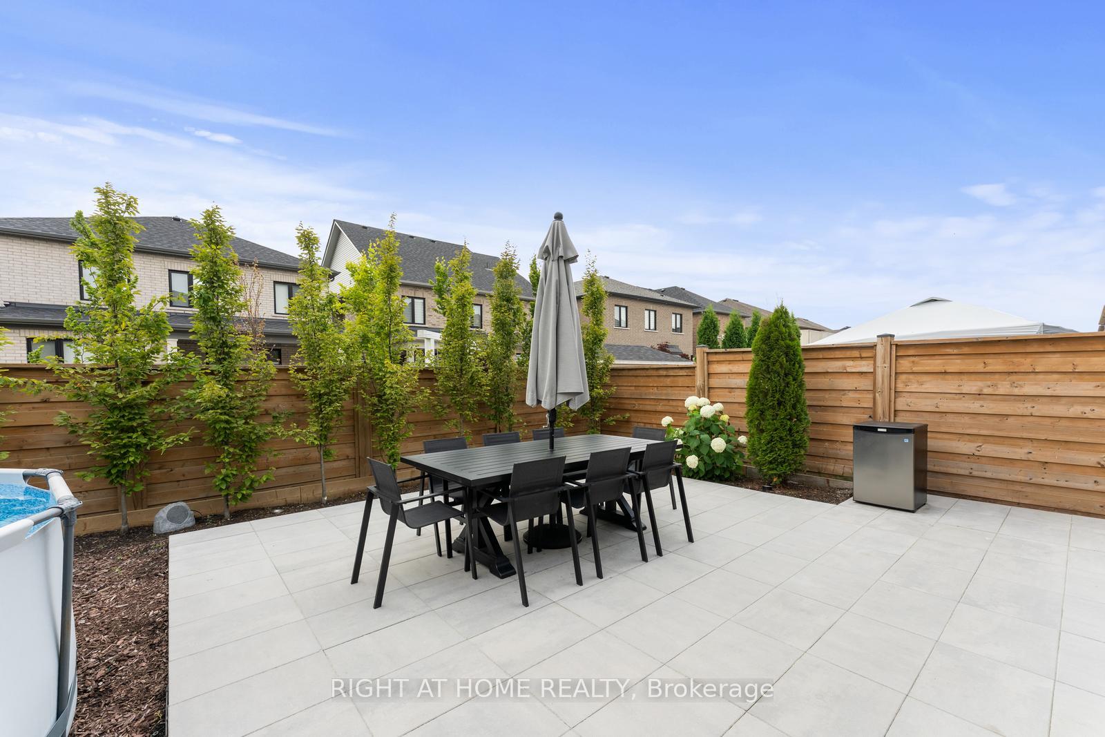 Photo 40 of 42 Alistair Crescent, Vaughan, Kleinburg — HOMEH