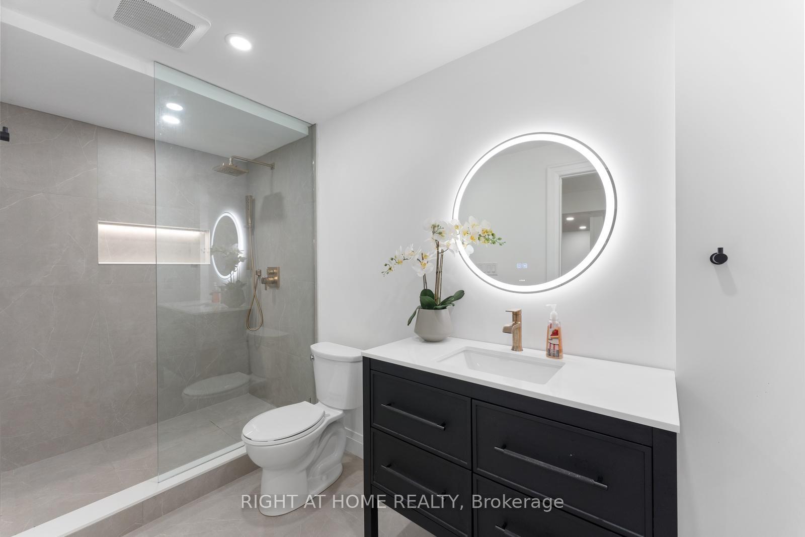 Photo 45 of 42 Alistair Crescent, Vaughan, Kleinburg — HOMEH