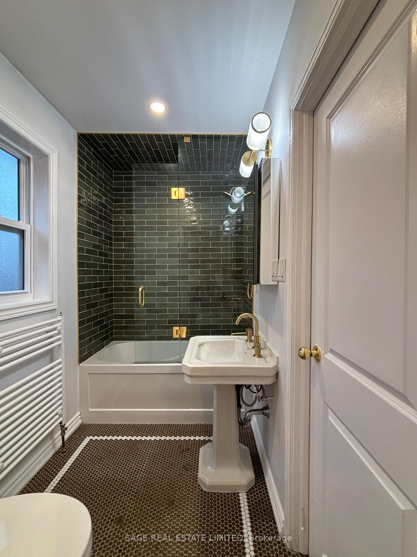 Photo 11 of 75 Burnaby Boulevard, Toronto, Lawrence Park South — HOMEH