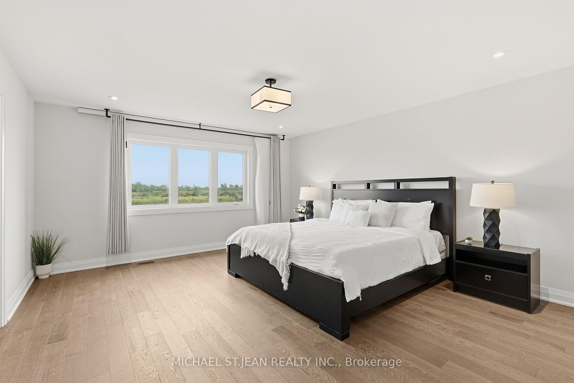 Photo 27 of 286 Shoreview Drive, Welland, Hwy 406/Welland — HOMEH