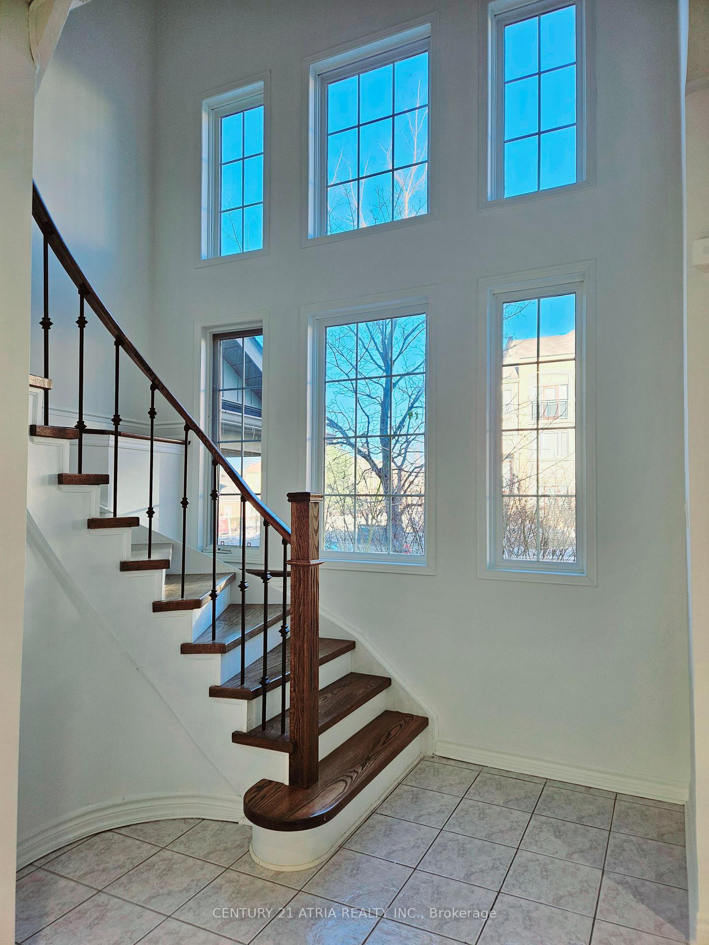 Photo 5 of 266 John West Way, Aurora, Bayview Wellington — HOMEH