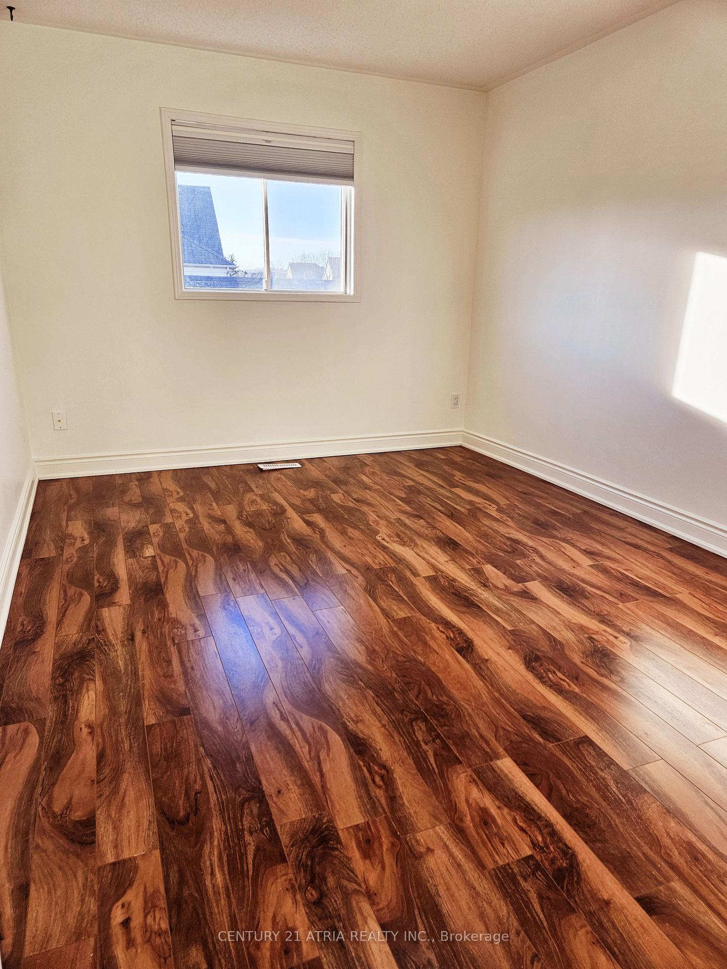 Photo 7 of 266 John West Way, Aurora, Bayview Wellington — HOMEH