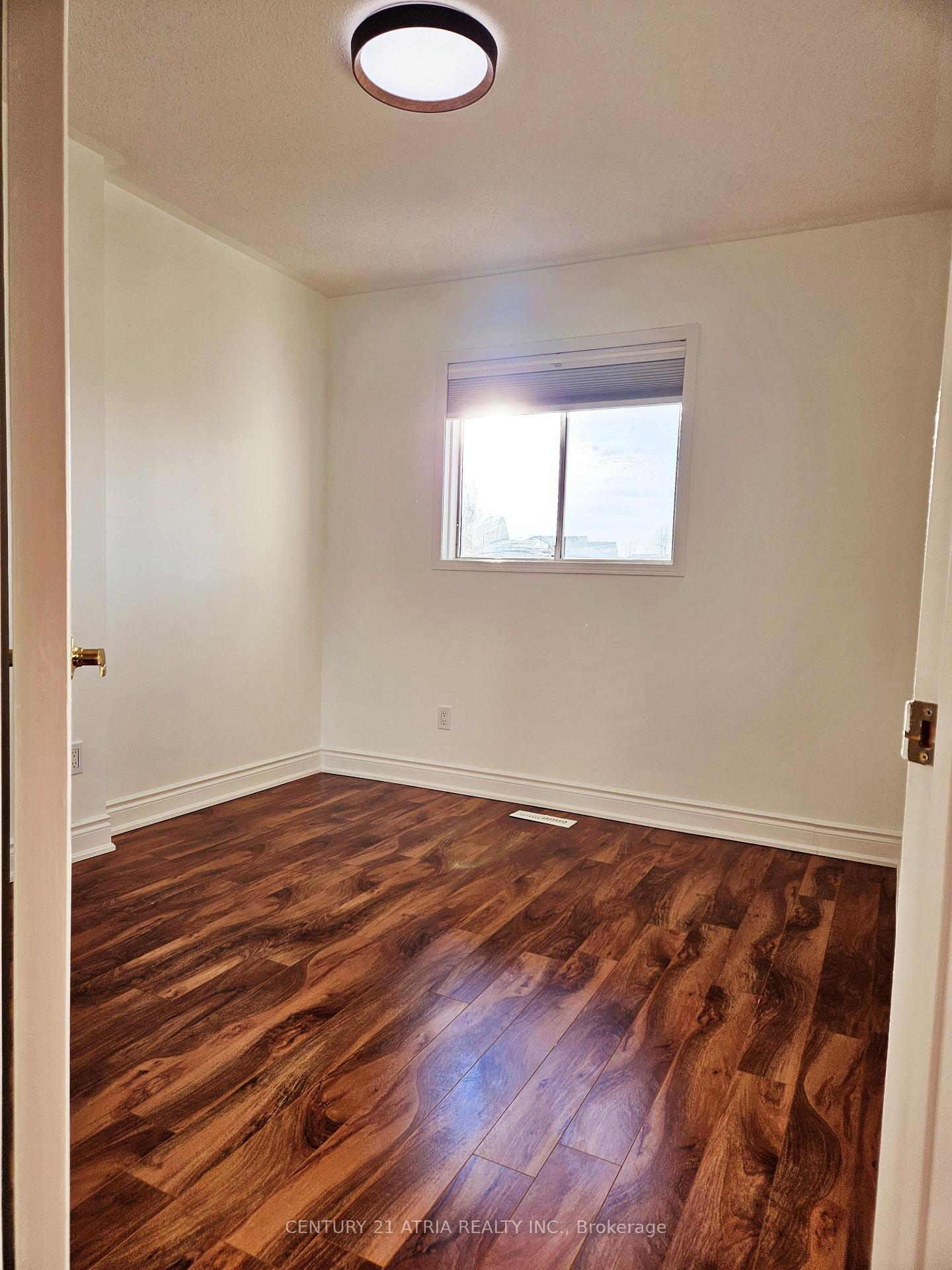 Photo 9 of 266 John West Way, Aurora, Bayview Wellington — HOMEH