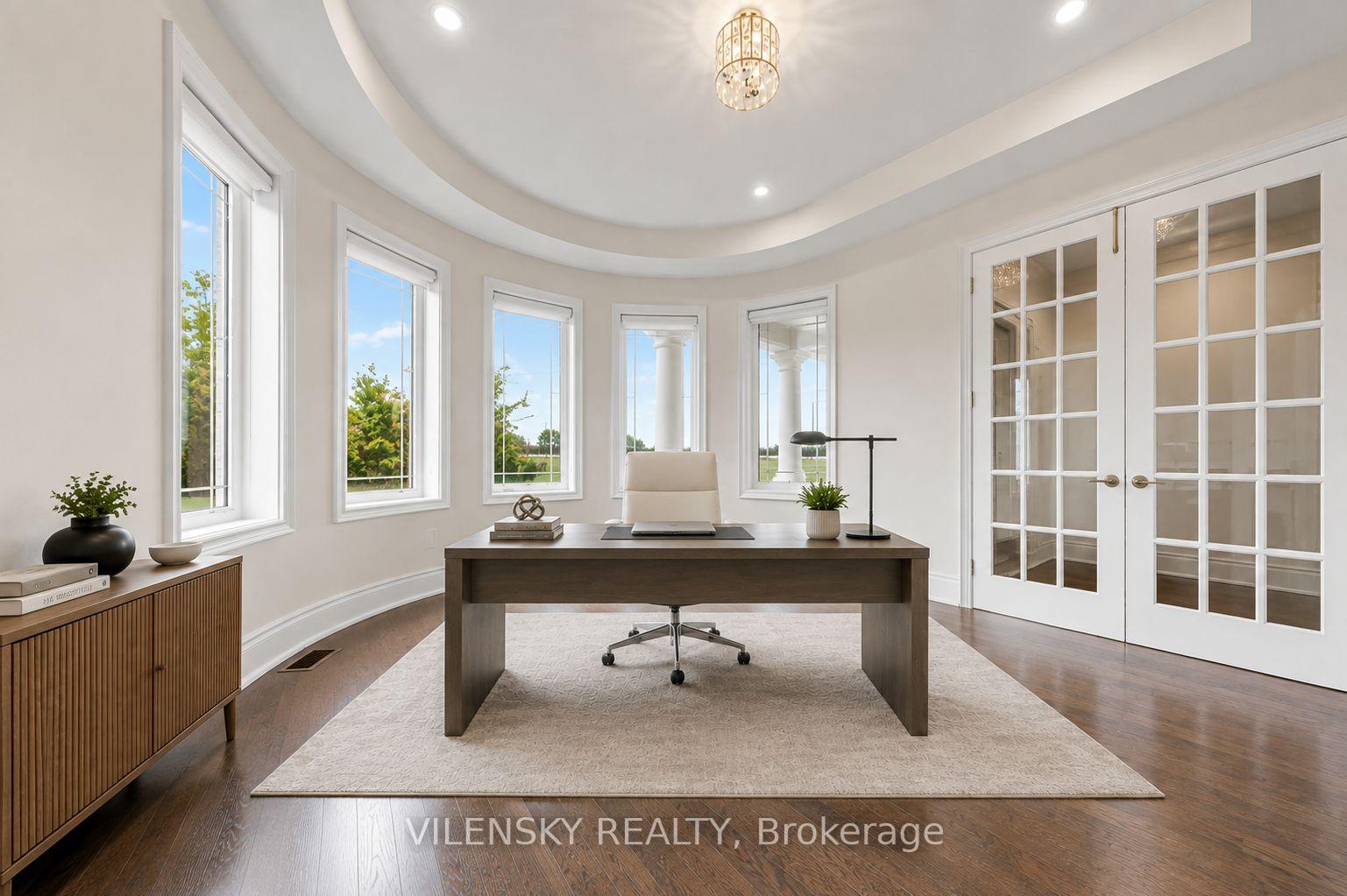Photo 5 of 95 Chesney Crescent, Vaughan, Kleinburg — HOMEH