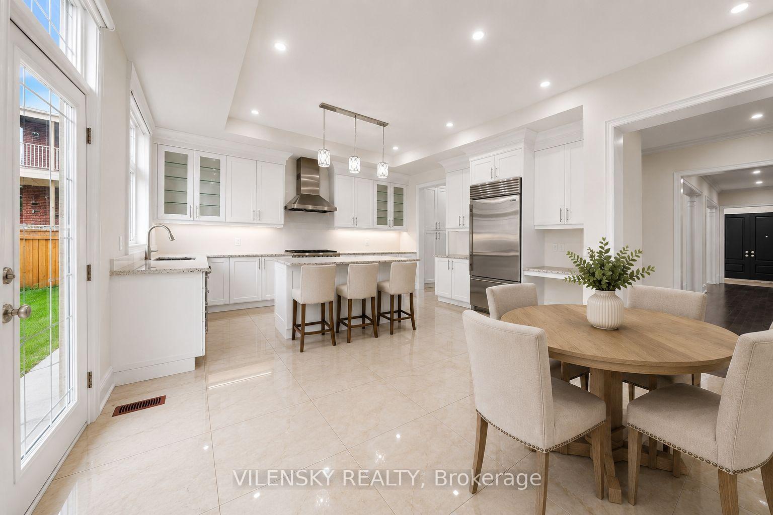 Photo 11 of 95 Chesney Crescent, Vaughan, Kleinburg — HOMEH