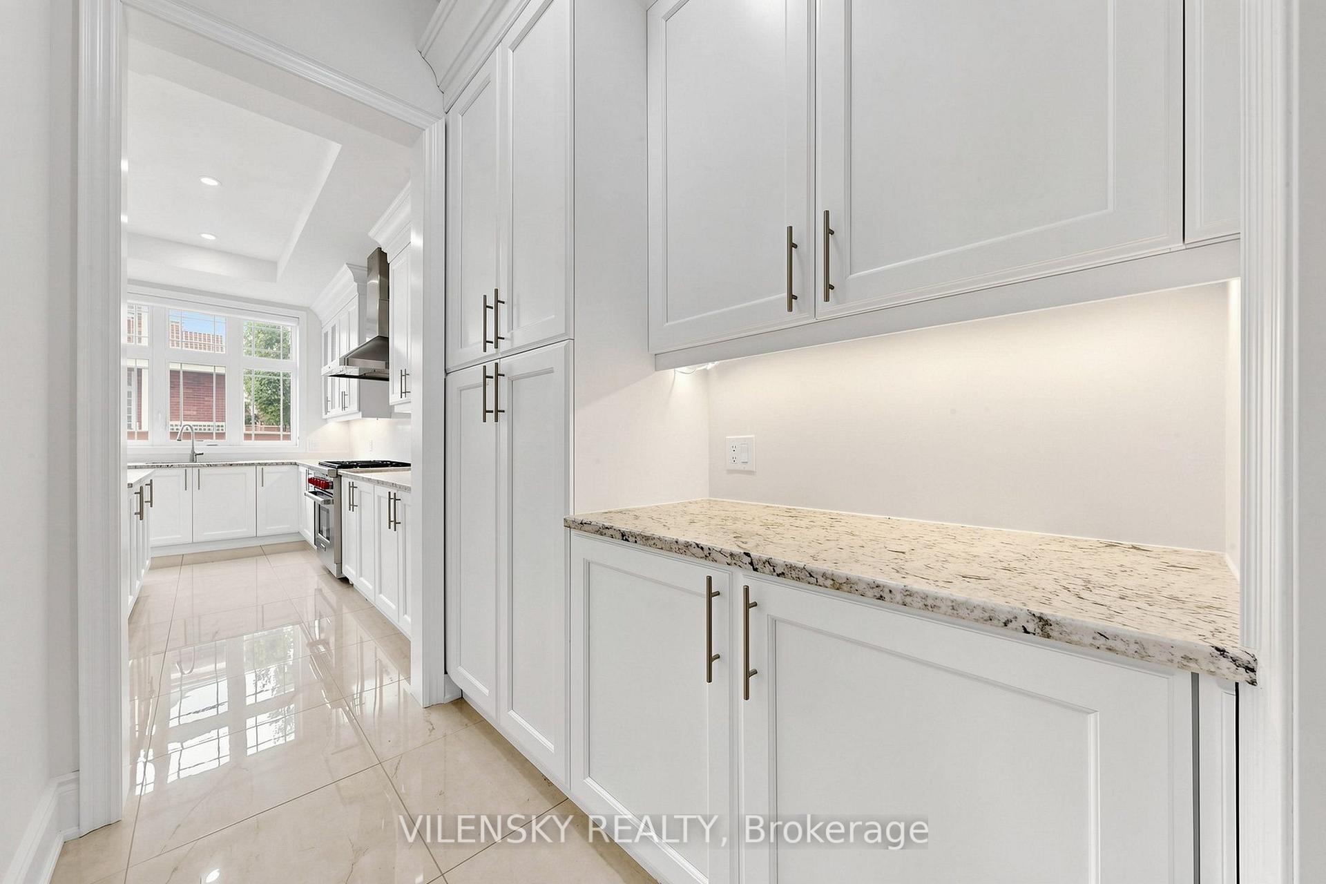 Photo 15 of 95 Chesney Crescent, Vaughan, Kleinburg — HOMEH