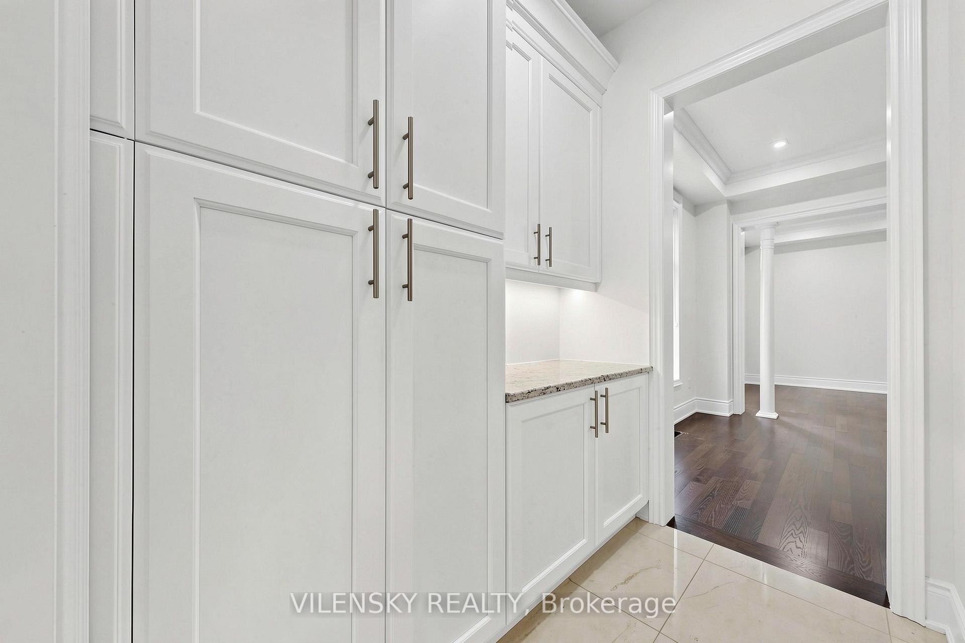 Photo 16 of 95 Chesney Crescent, Vaughan, Kleinburg — HOMEH