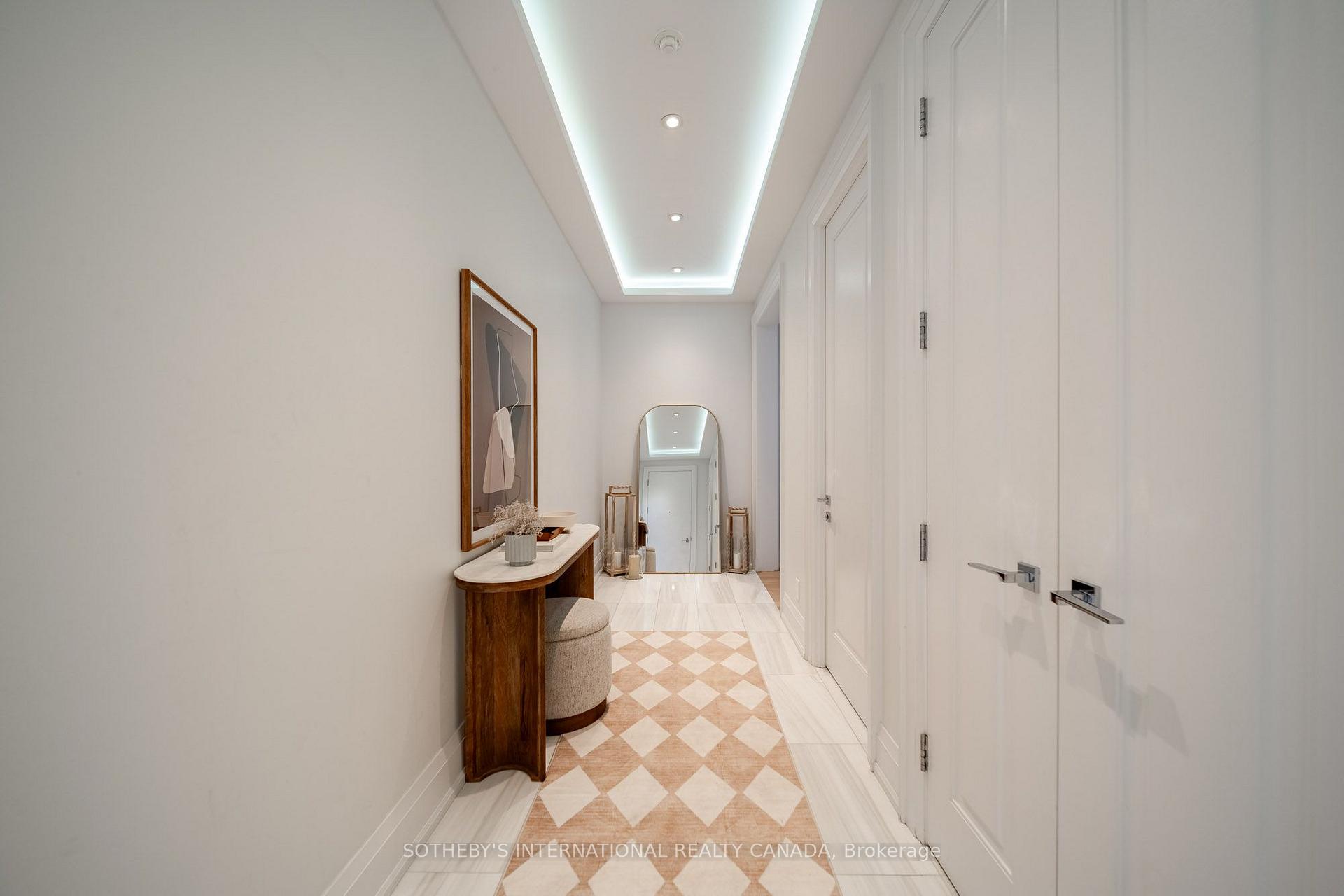 Photo 2 of Unit 804, 88 Davenport Road, Toronto, The Annex — HOMEH