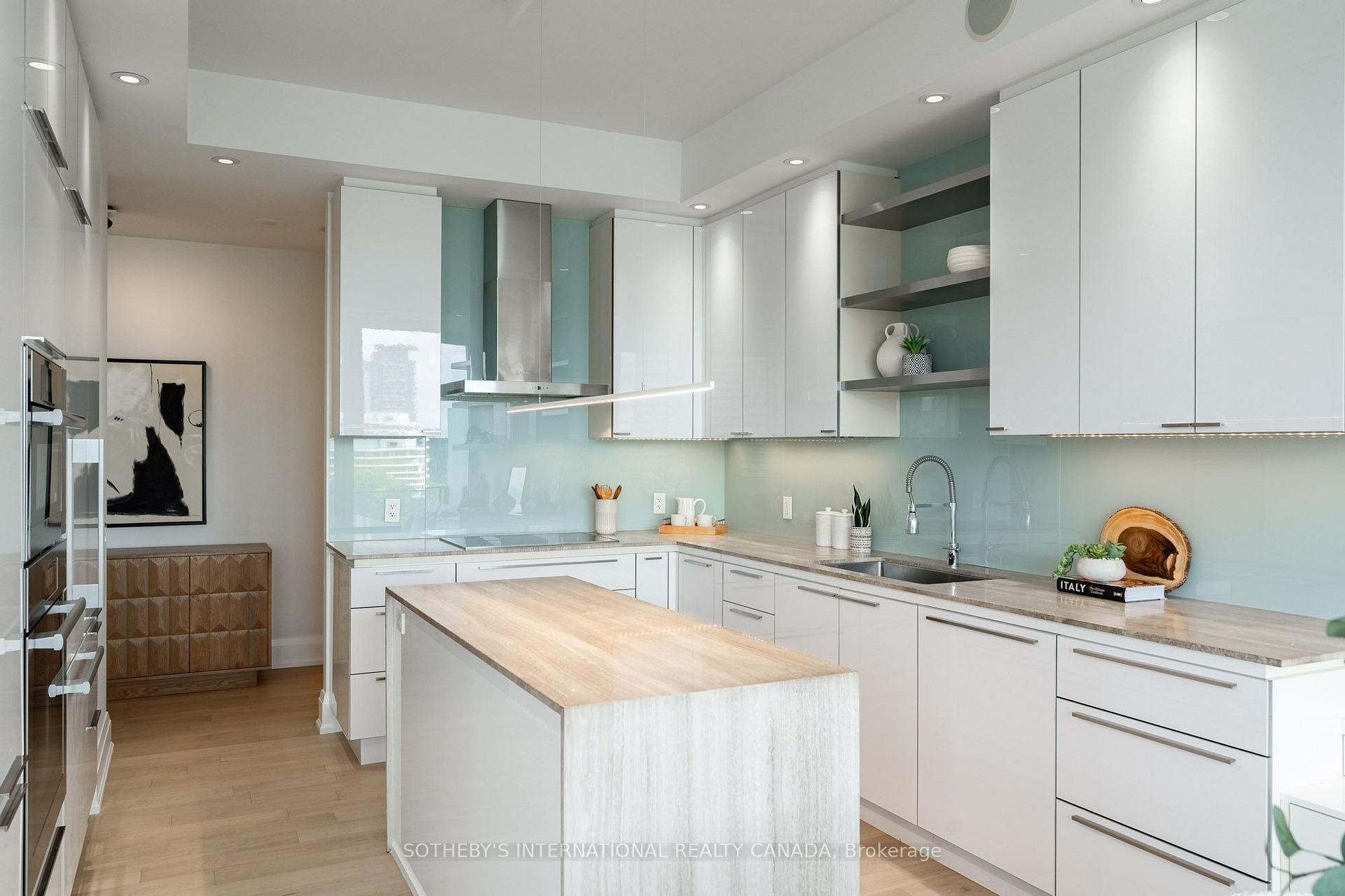 Photo 6 of Unit 804, 88 Davenport Road, Toronto, The Annex — HOMEH