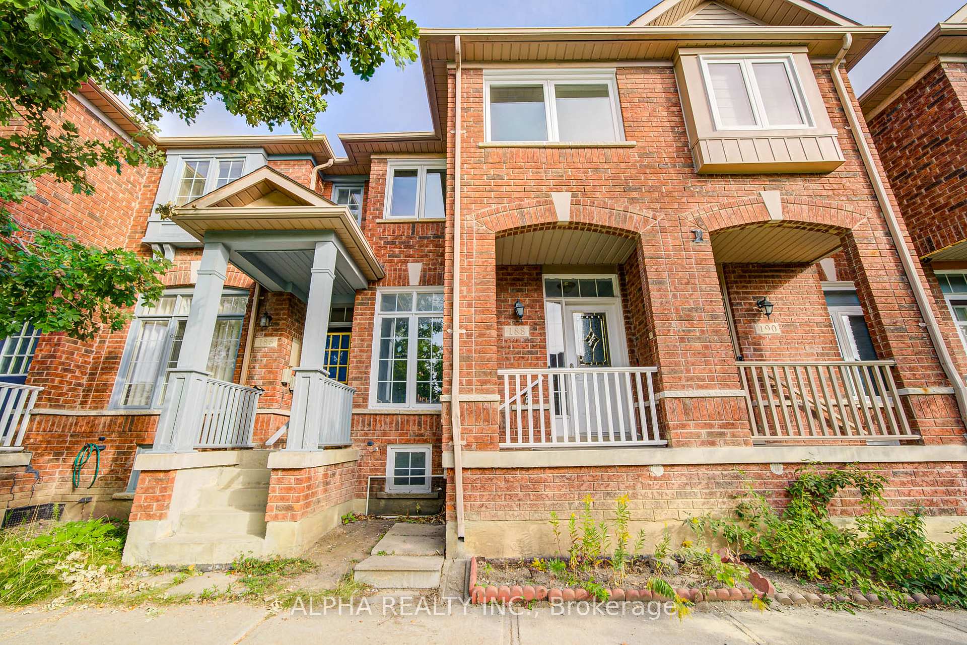 Photo 2 of 188 Bur Oak Avenue, Markham, Berczy — HOMEH