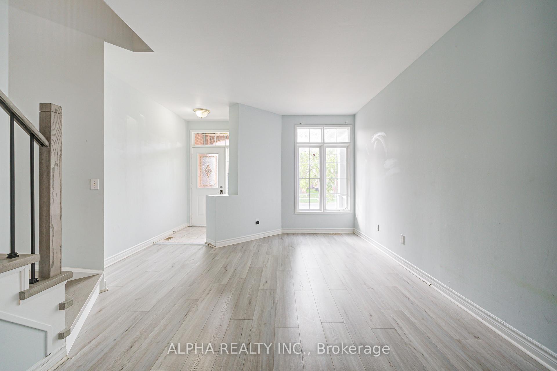 Photo 6 of 188 Bur Oak Avenue, Markham, Berczy — HOMEH
