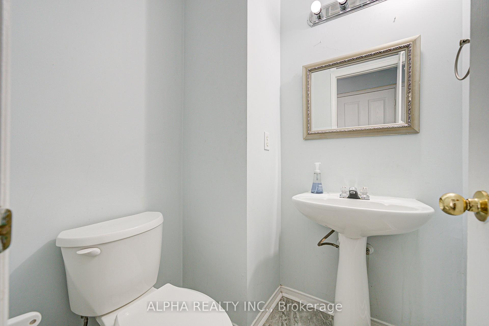 Photo 9 of 188 Bur Oak Avenue, Markham, Berczy — HOMEH
