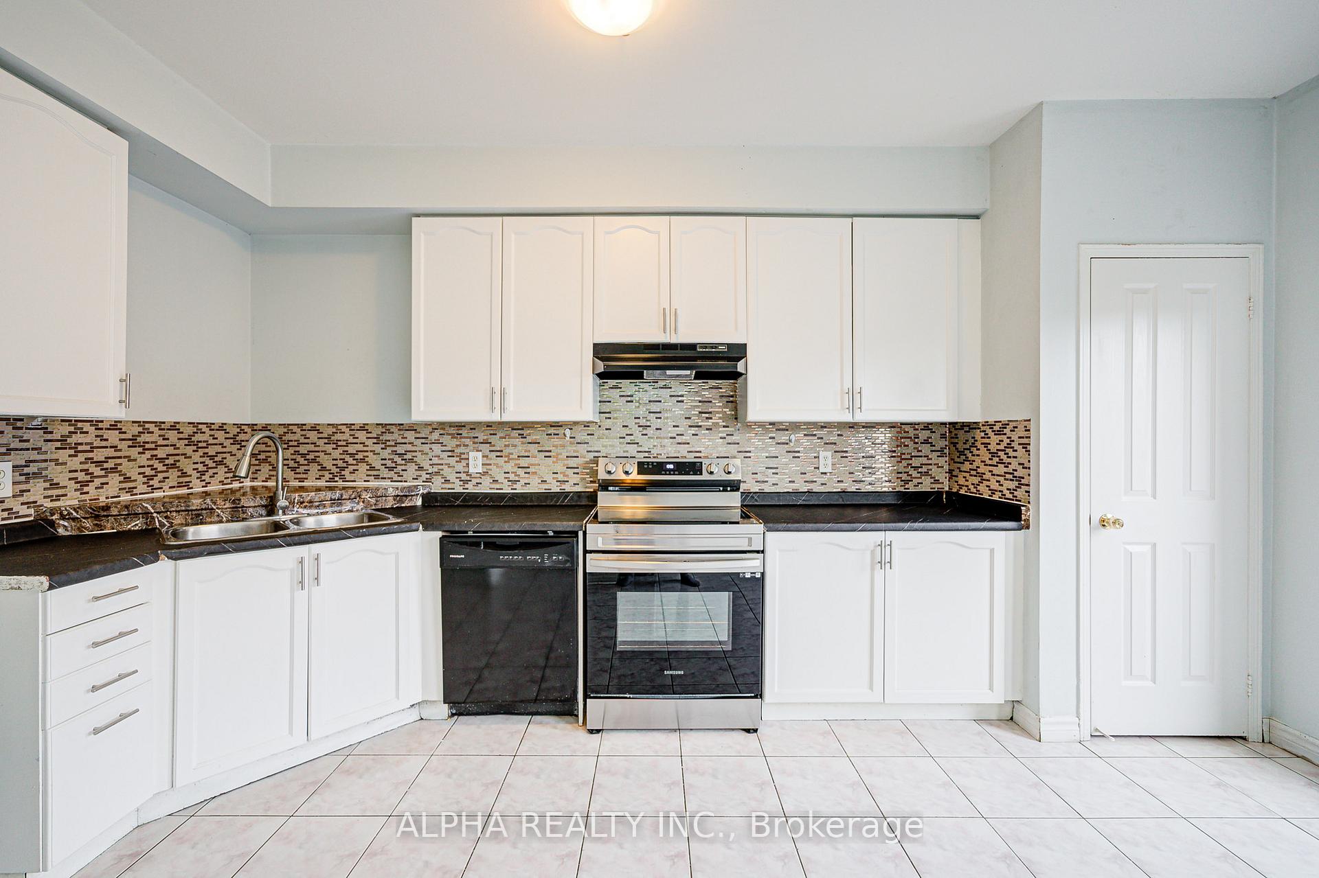 Photo 11 of 188 Bur Oak Avenue, Markham, Berczy — HOMEH