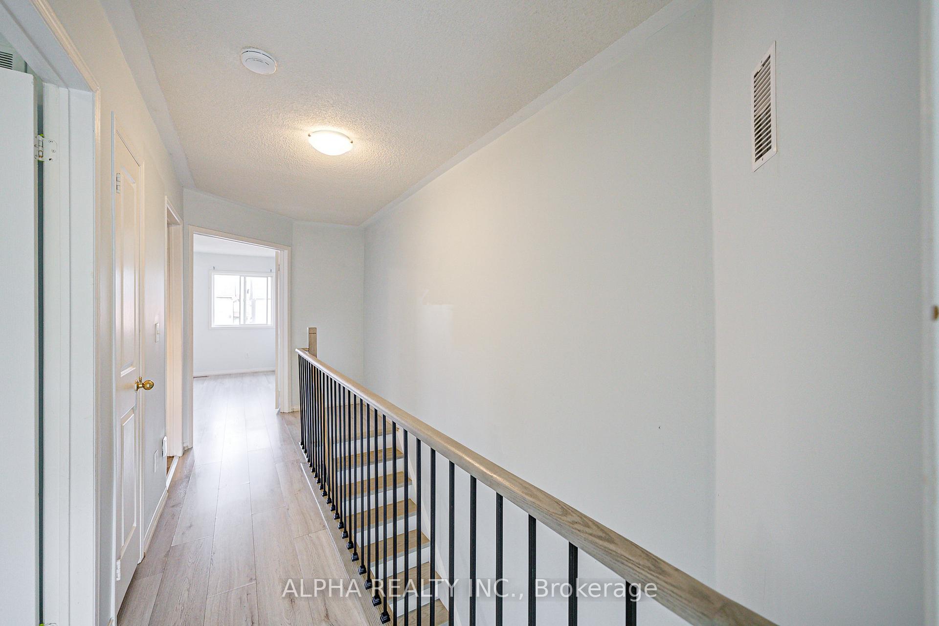 Photo 15 of 188 Bur Oak Avenue, Markham, Berczy — HOMEH