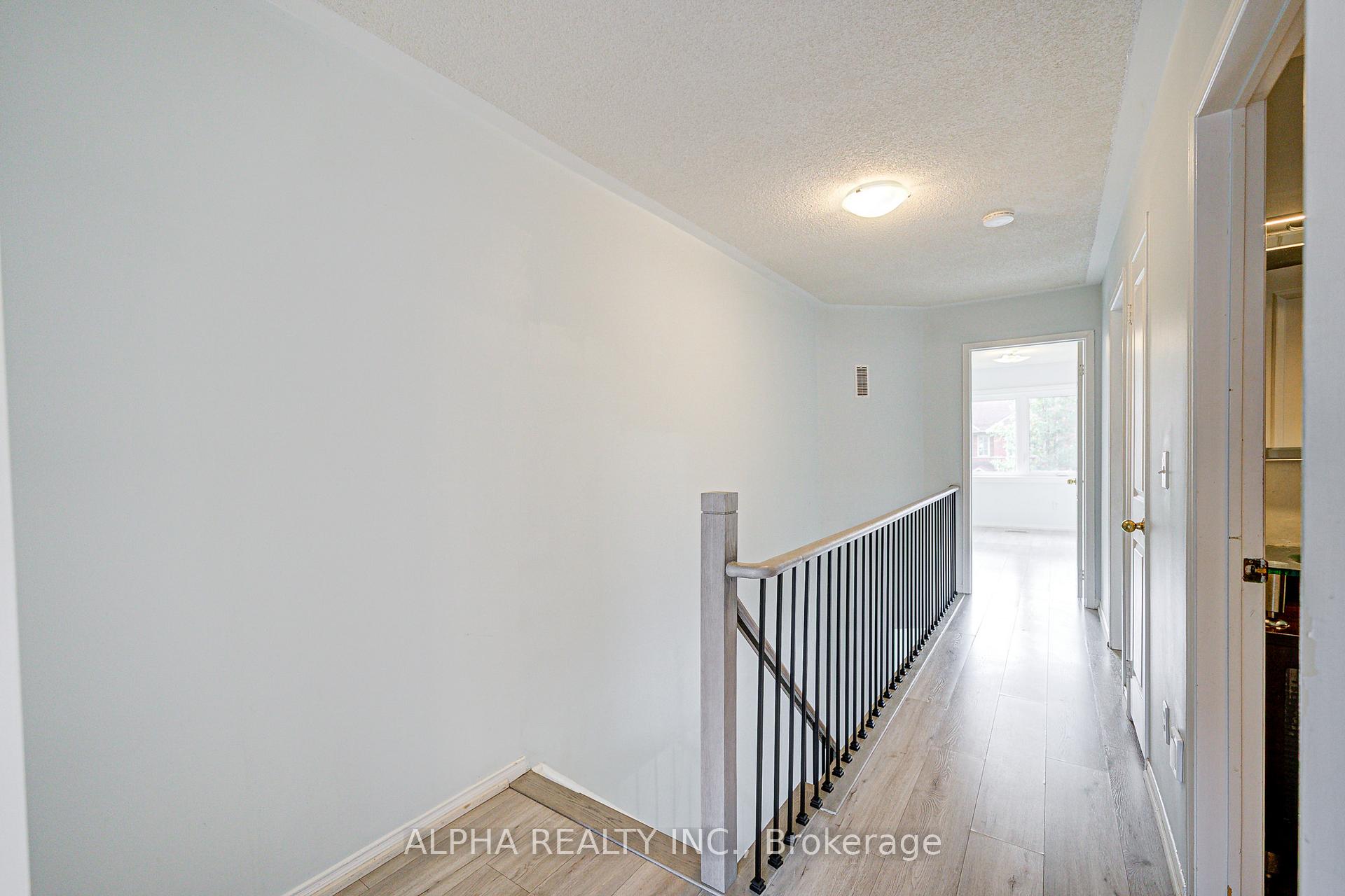Photo 16 of 188 Bur Oak Avenue, Markham, Berczy — HOMEH