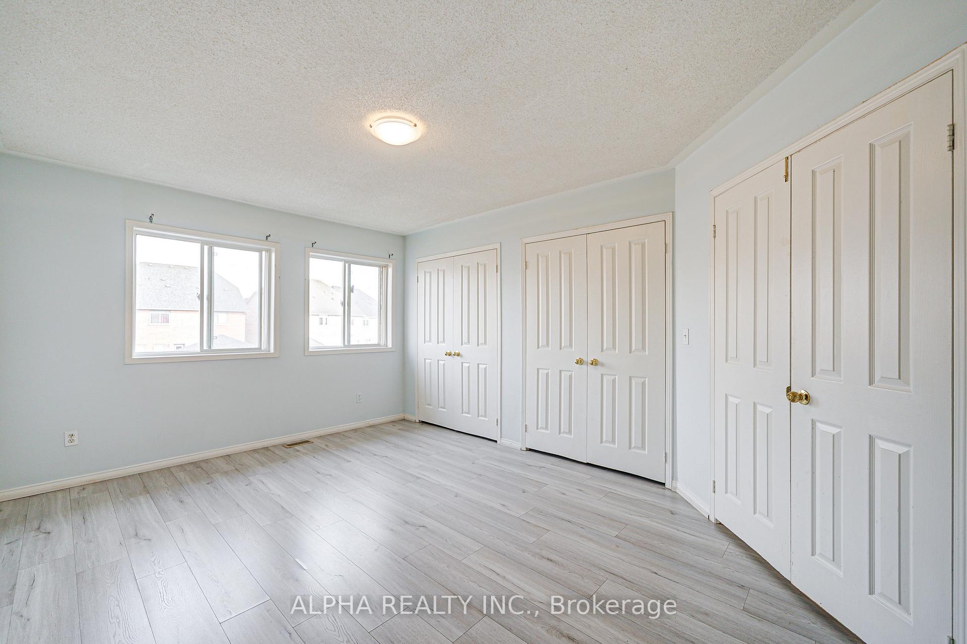 Photo 18 of 188 Bur Oak Avenue, Markham, Berczy — HOMEH