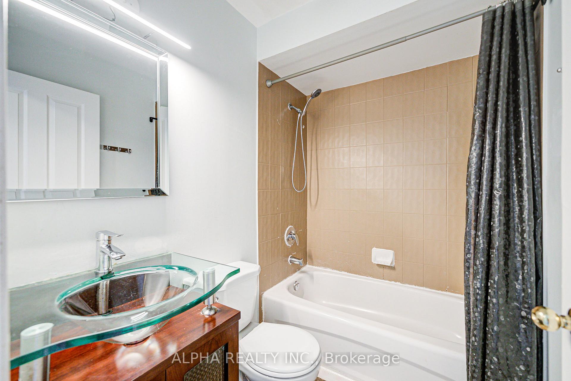 Photo 19 of 188 Bur Oak Avenue, Markham, Berczy — HOMEH