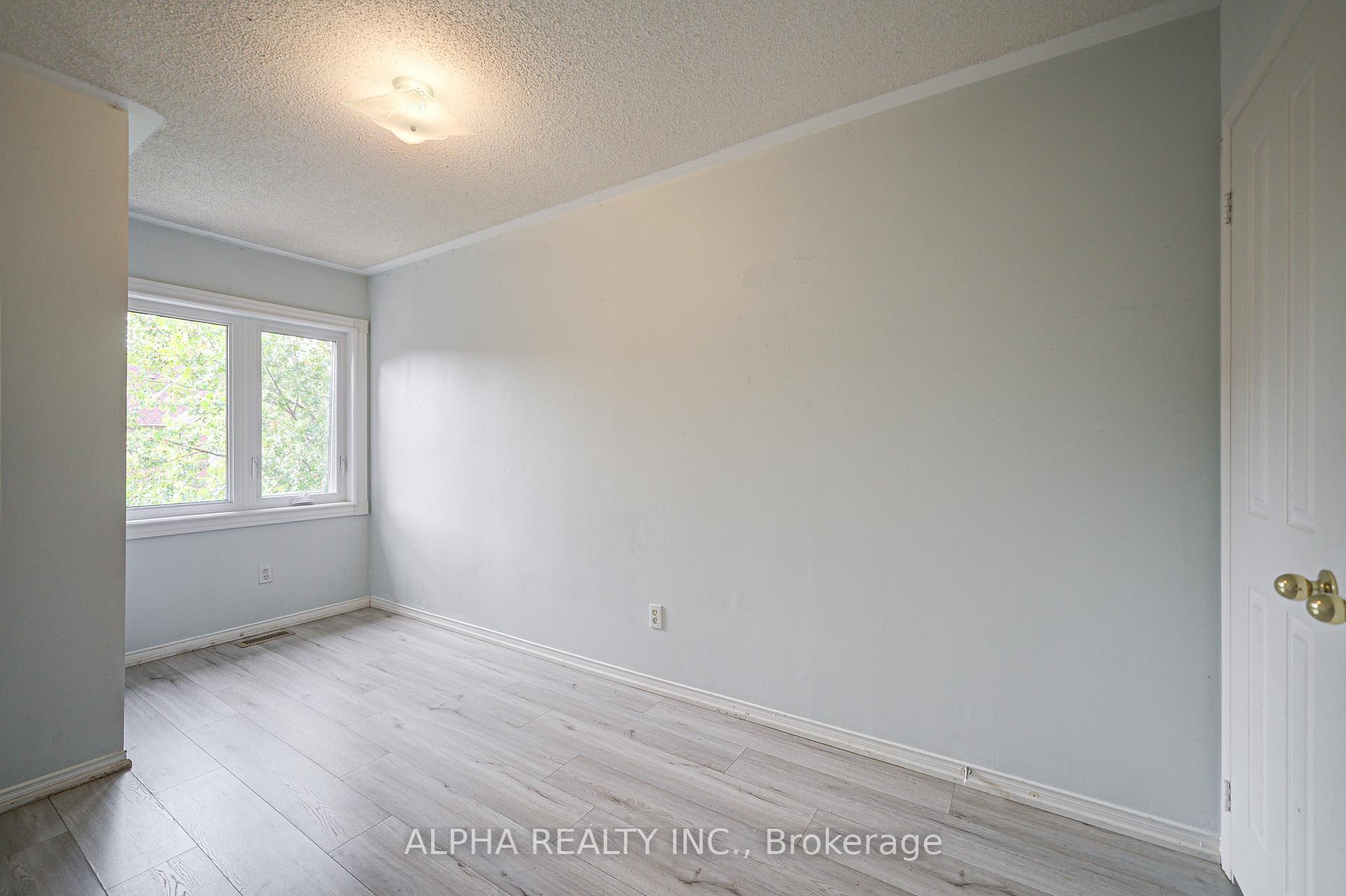 Photo 20 of 188 Bur Oak Avenue, Markham, Berczy — HOMEH