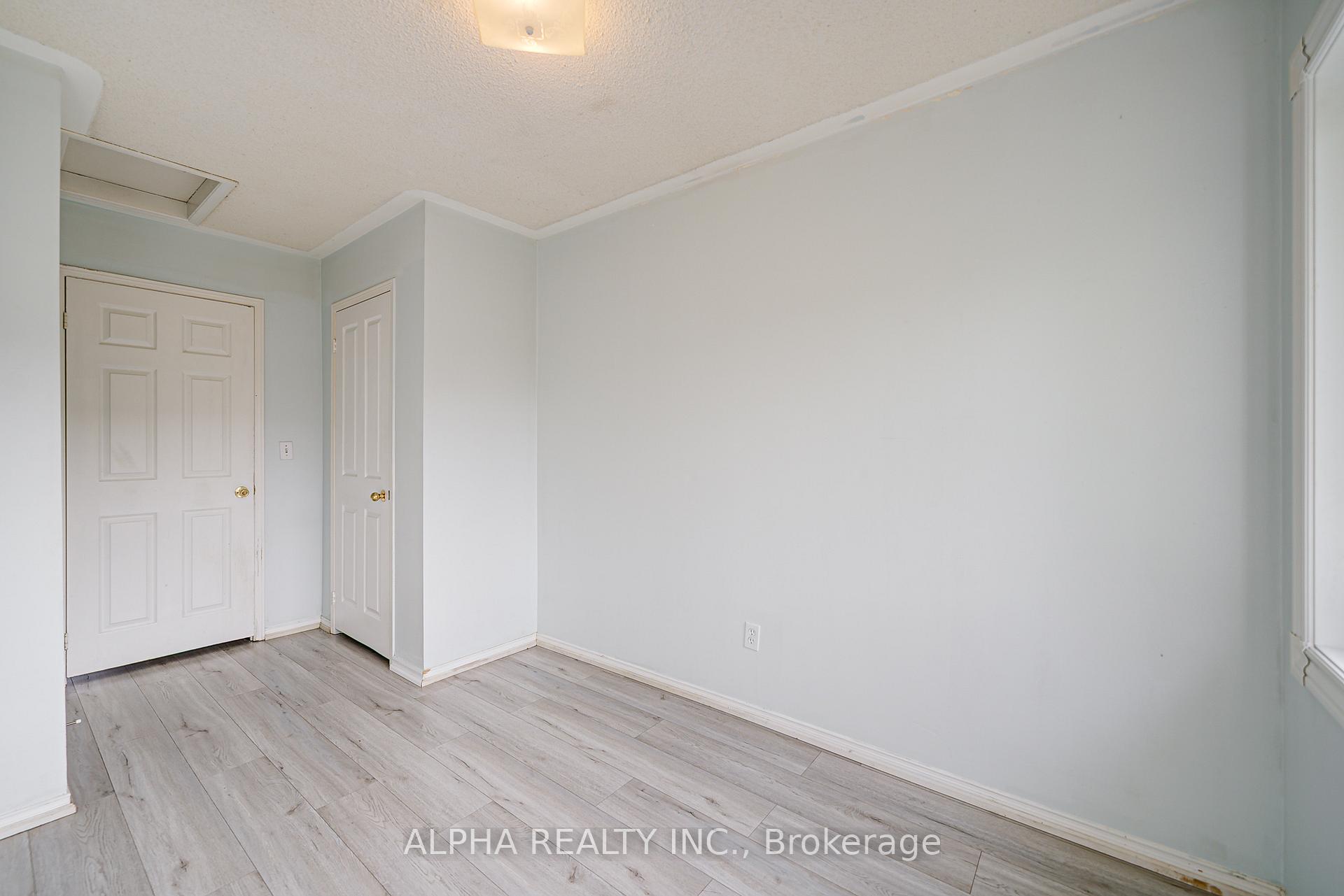 Photo 23 of 188 Bur Oak Avenue, Markham, Berczy — HOMEH
