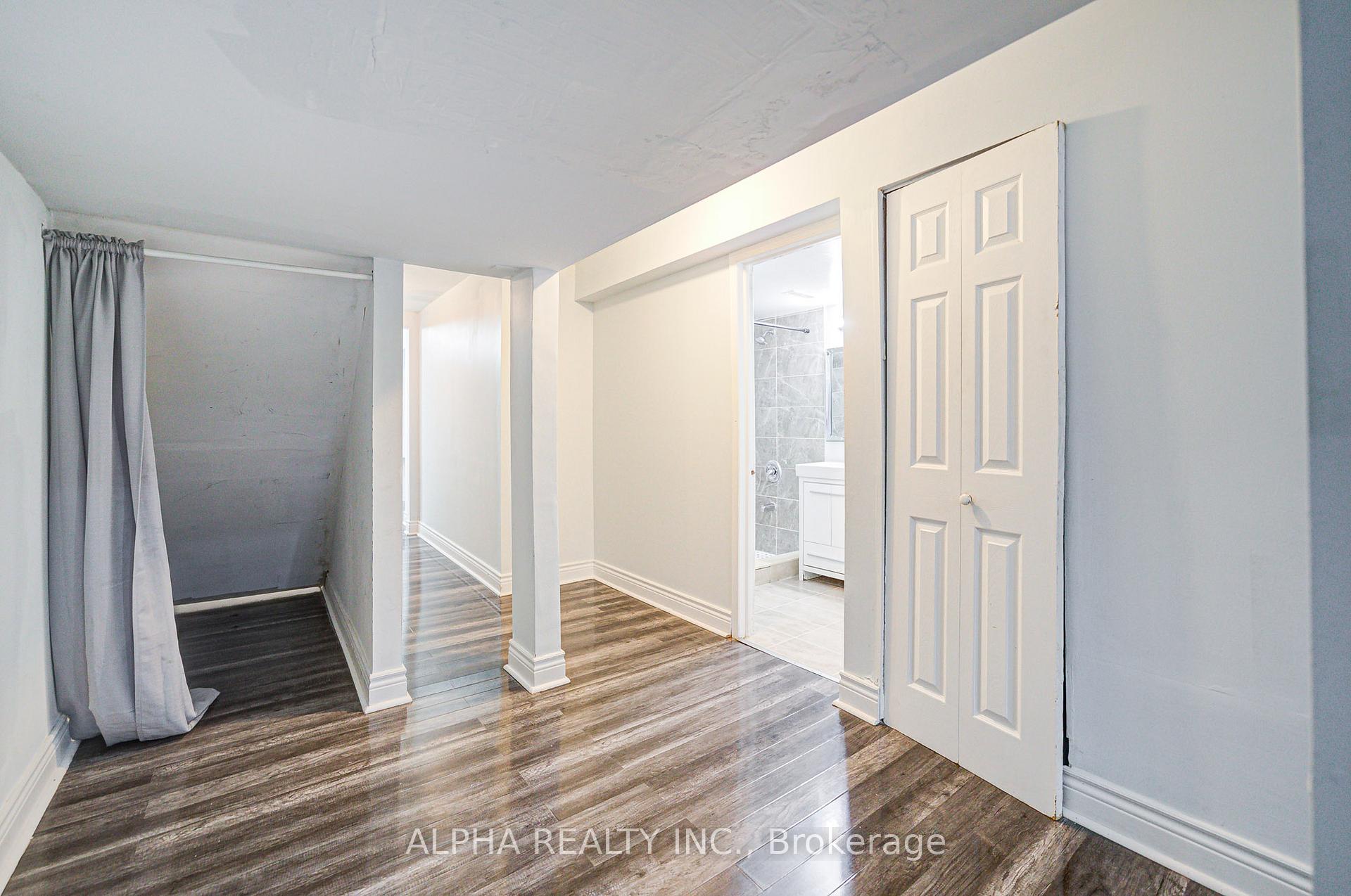 Photo 33 of 188 Bur Oak Avenue, Markham, Berczy — HOMEH