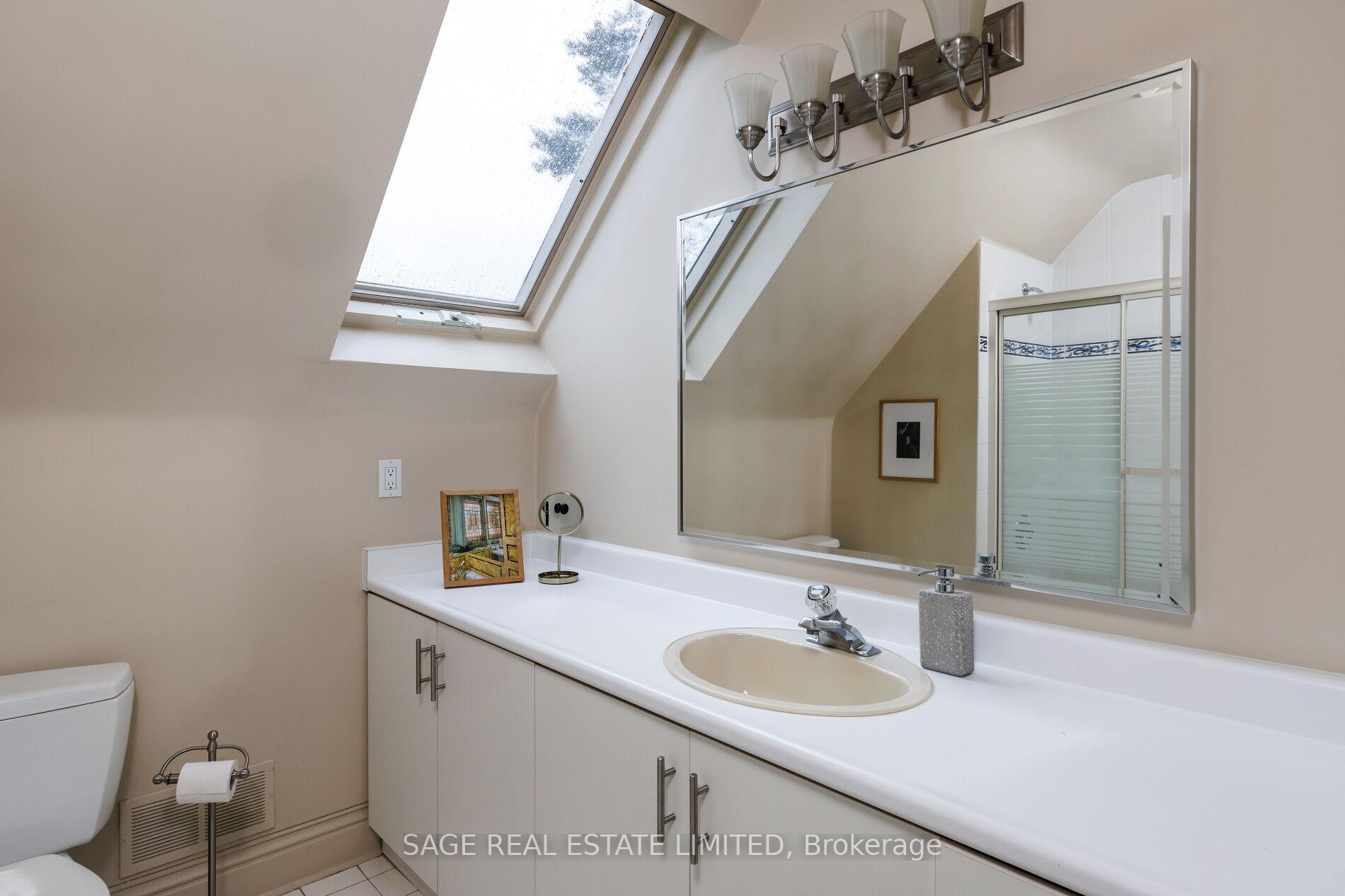 Photo 40 of 124 Blythwood Road, Toronto, Lawrence Park South — HOMEH
