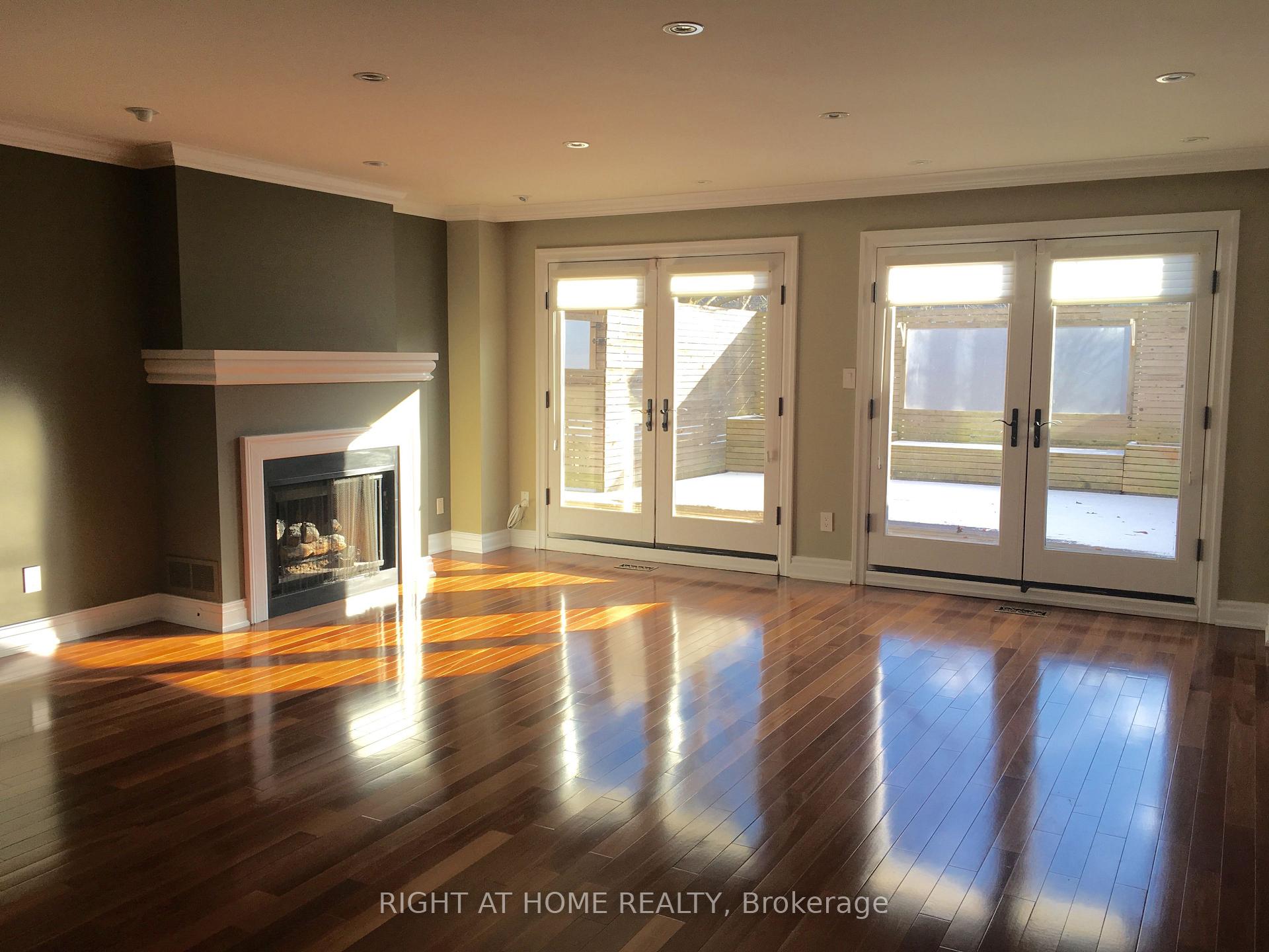 Photo 10 of 63 Walker Avenue, Toronto, Yonge-St. Clair — HOMEH