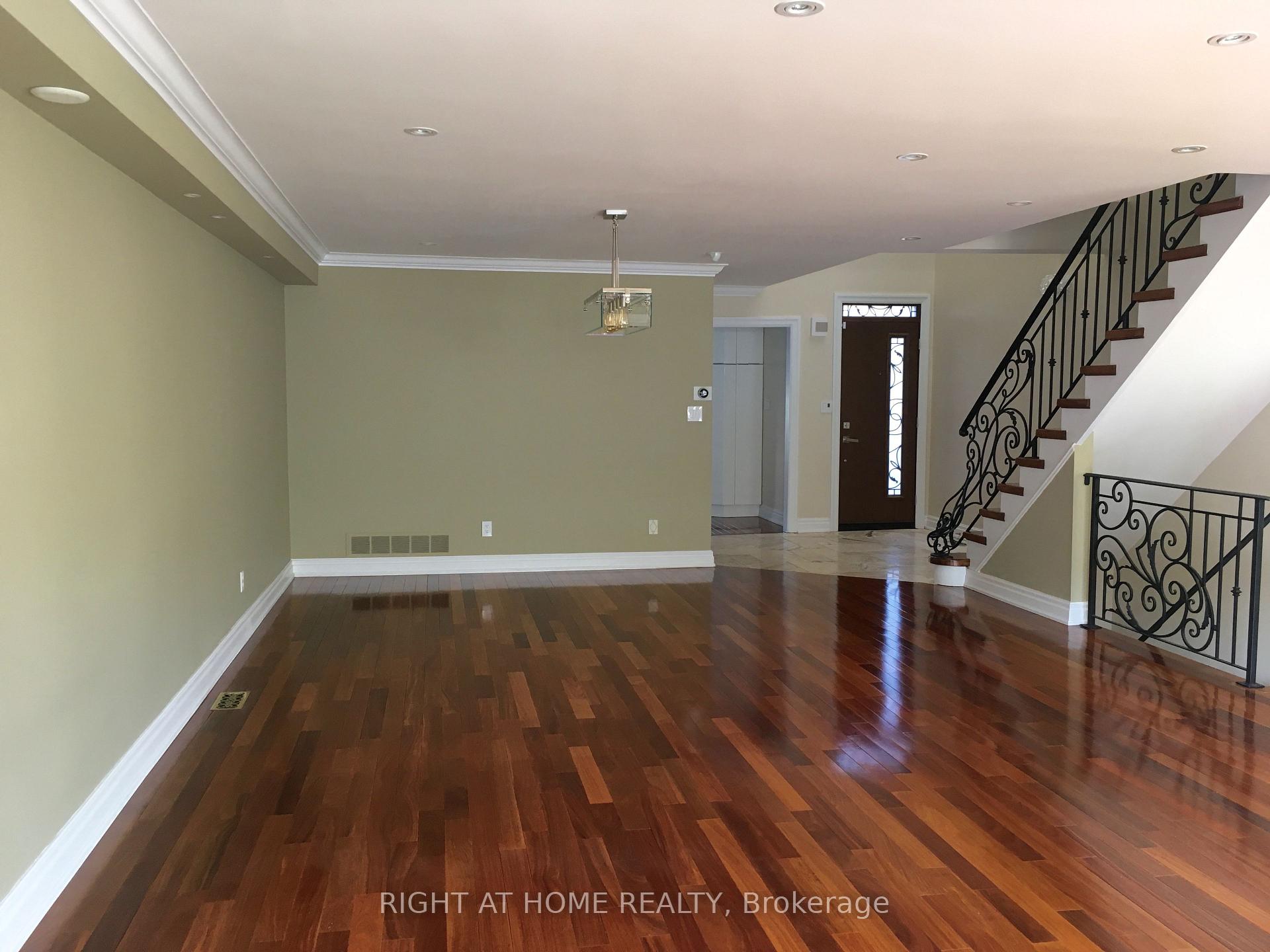 Photo 15 of 63 Walker Avenue, Toronto, Yonge-St. Clair — HOMEH