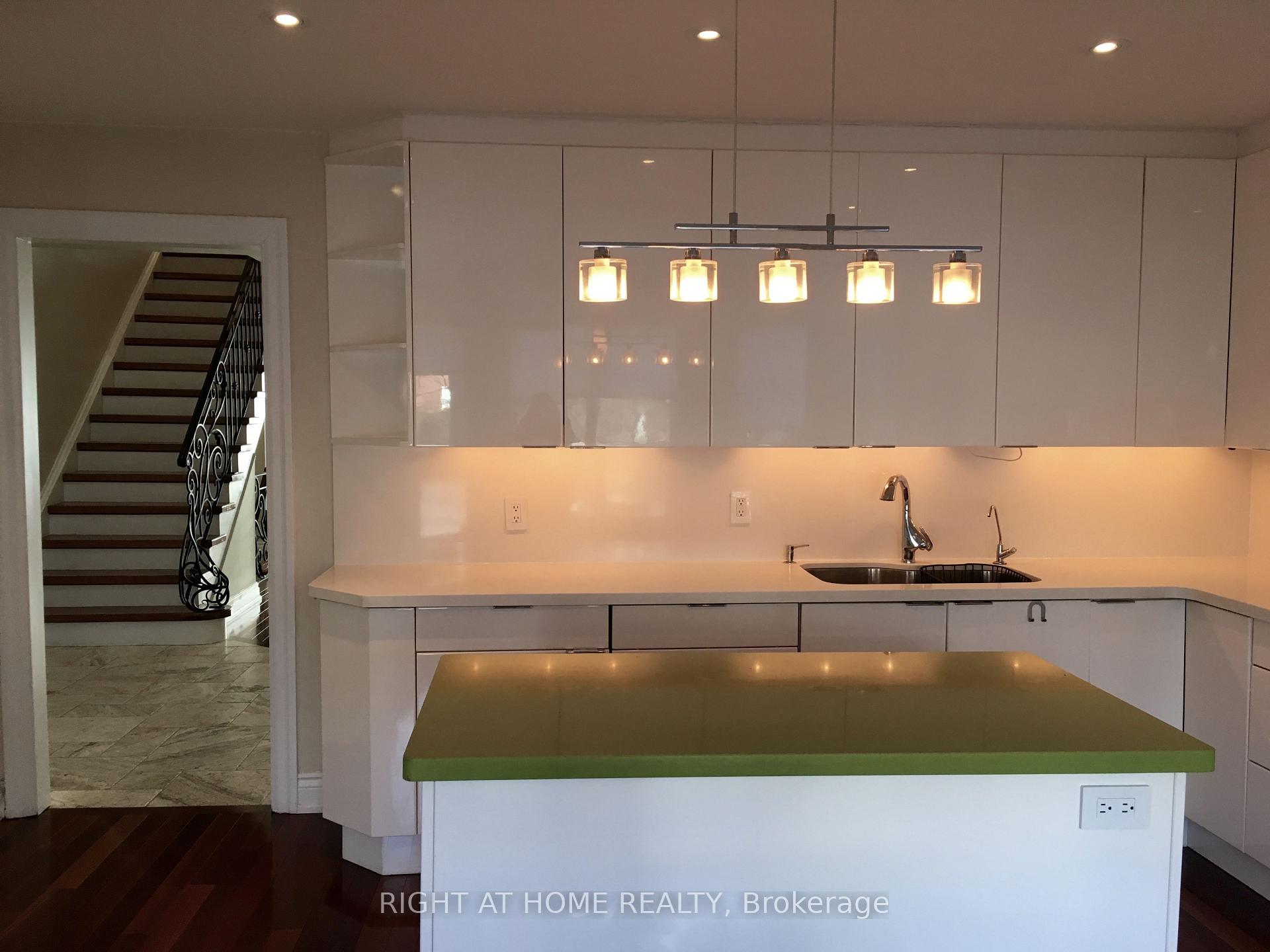 Photo 29 of 63 Walker Avenue, Toronto, Yonge-St. Clair — HOMEH