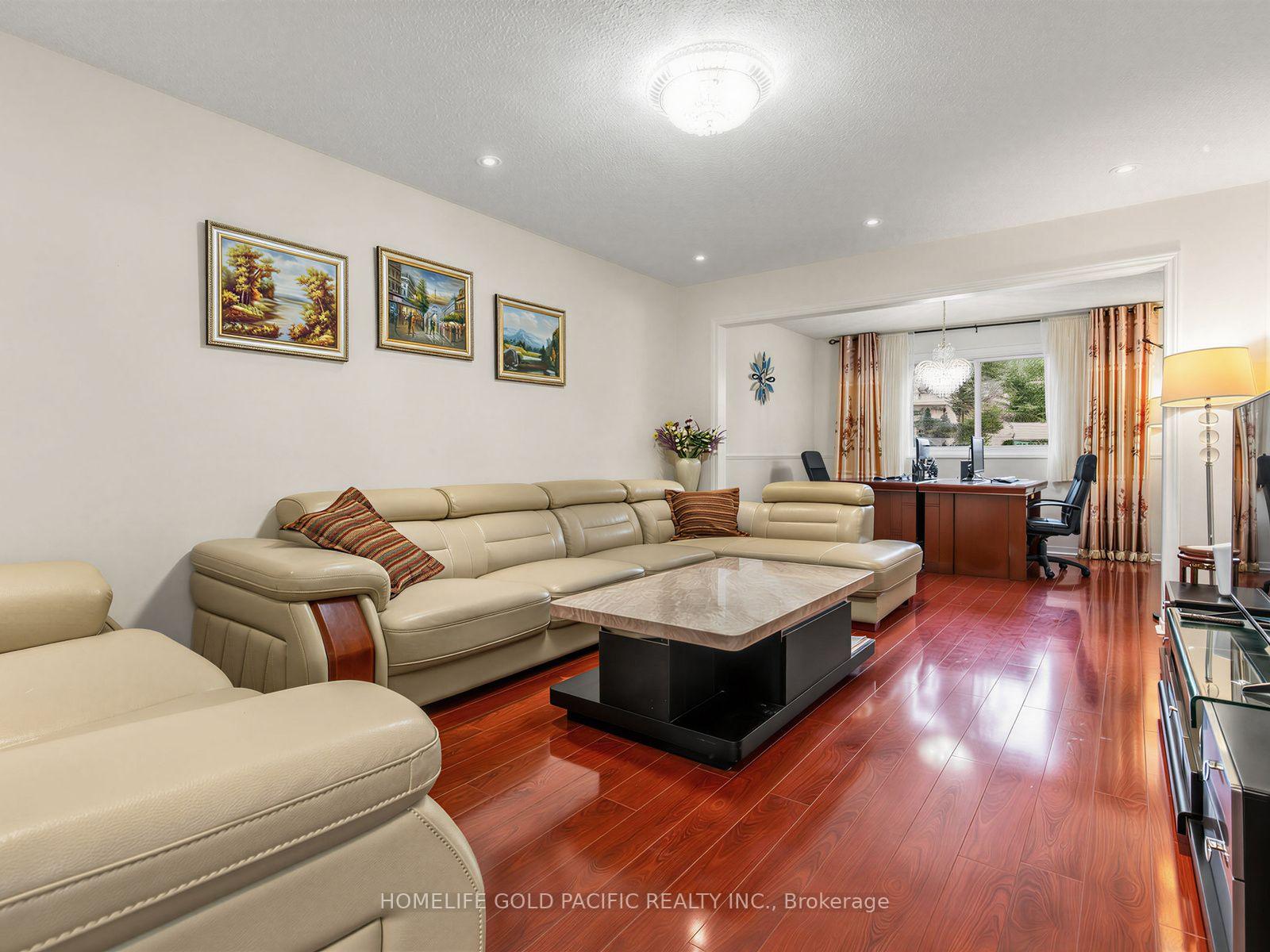 Photo 5 of 156 Ravenscroft Road, Ajax, Central West — HOMEH