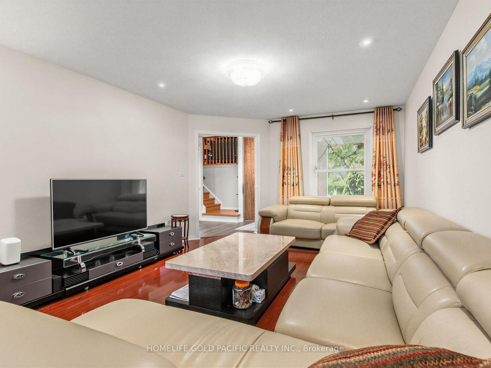 Photo 7 of 156 Ravenscroft Road, Ajax, Central West — HOMEH