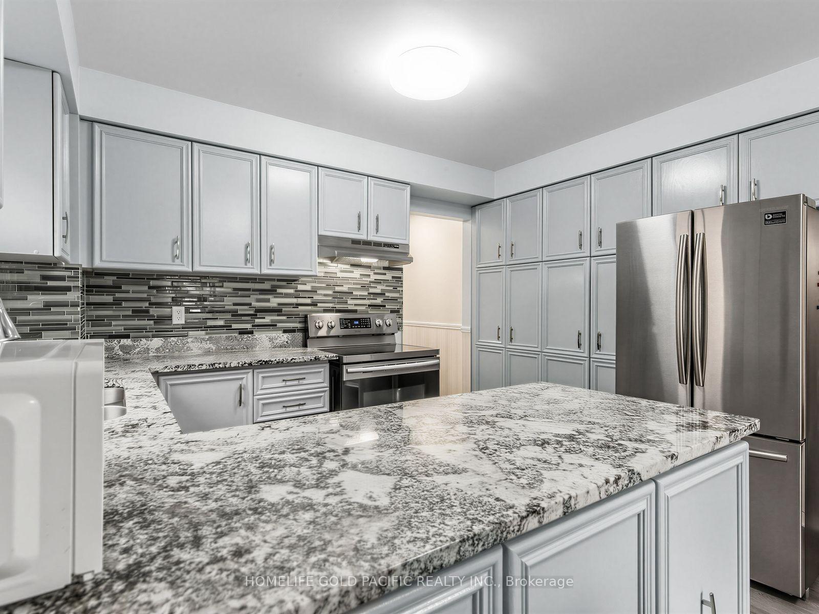 Photo 13 of 156 Ravenscroft Road, Ajax, Central West — HOMEH