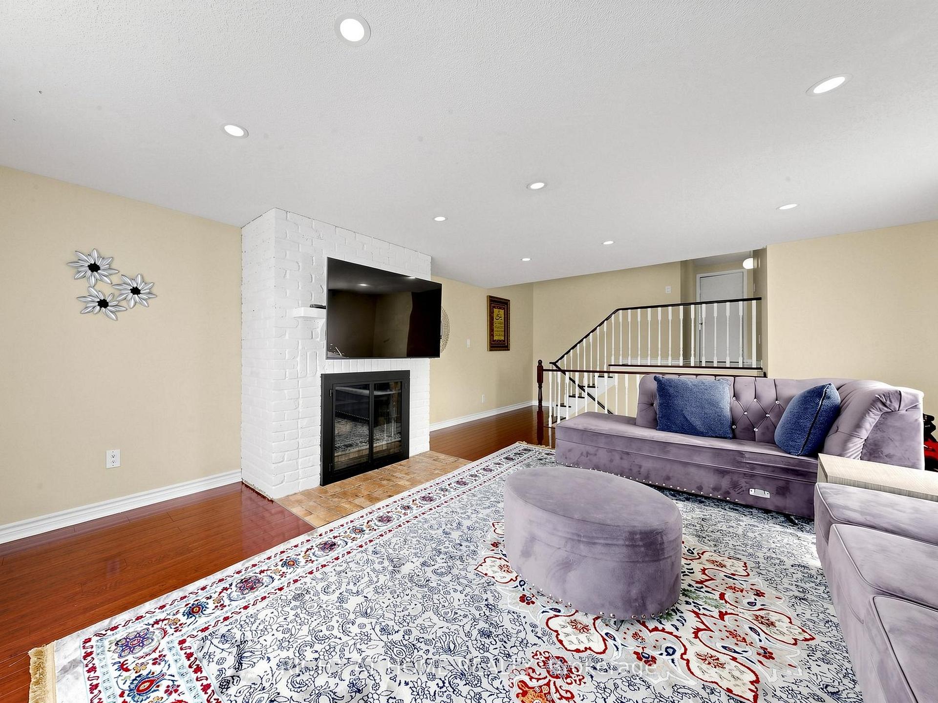 Photo 23 of 59 Brennan Road, Ajax, Central West — HOMEH