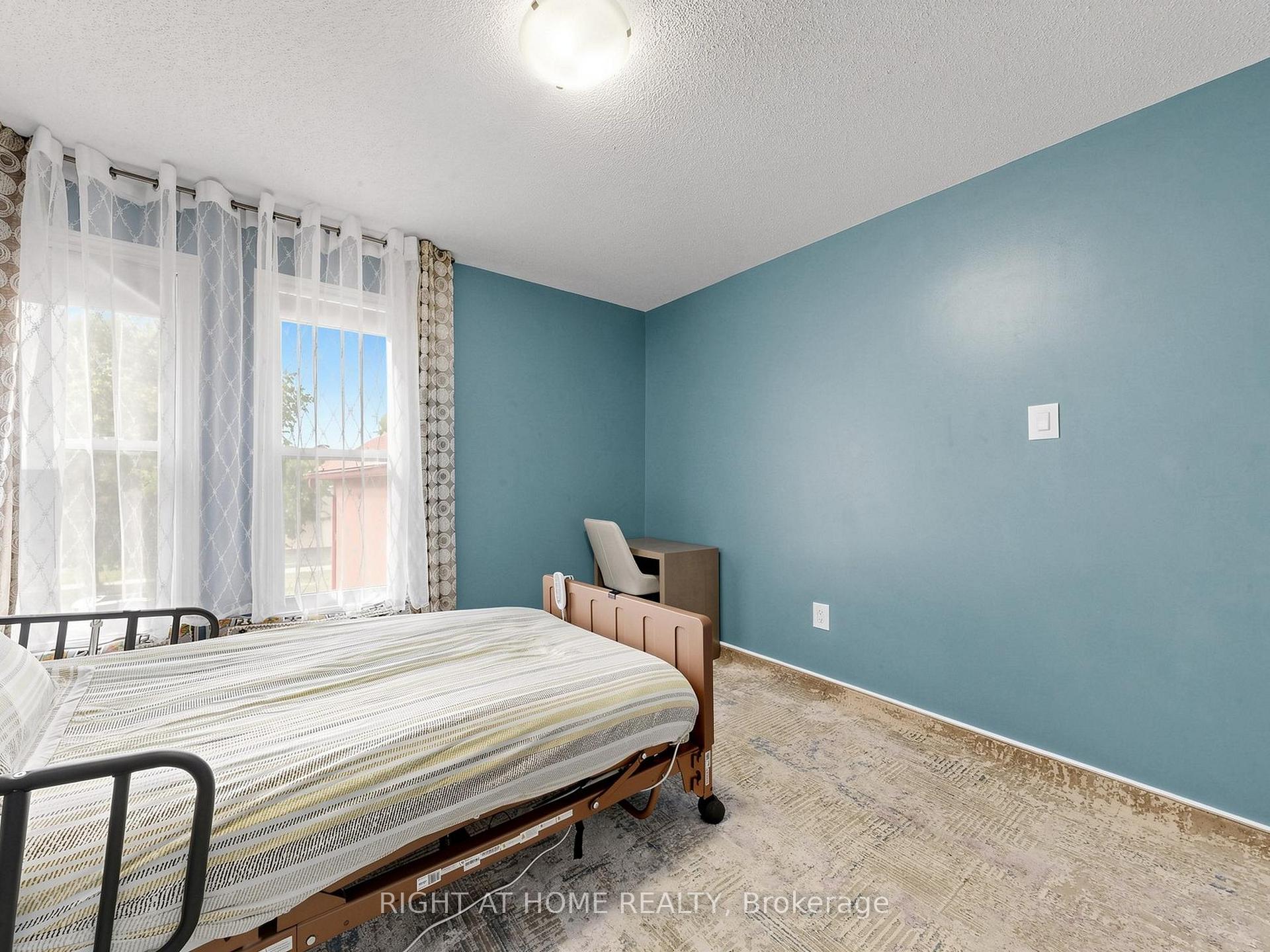 Photo 32 of 59 Brennan Road, Ajax, Central West — HOMEH