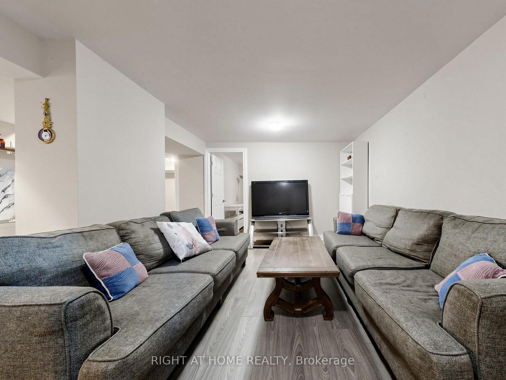 Photo 36 of 59 Brennan Road, Ajax, Central West — HOMEH