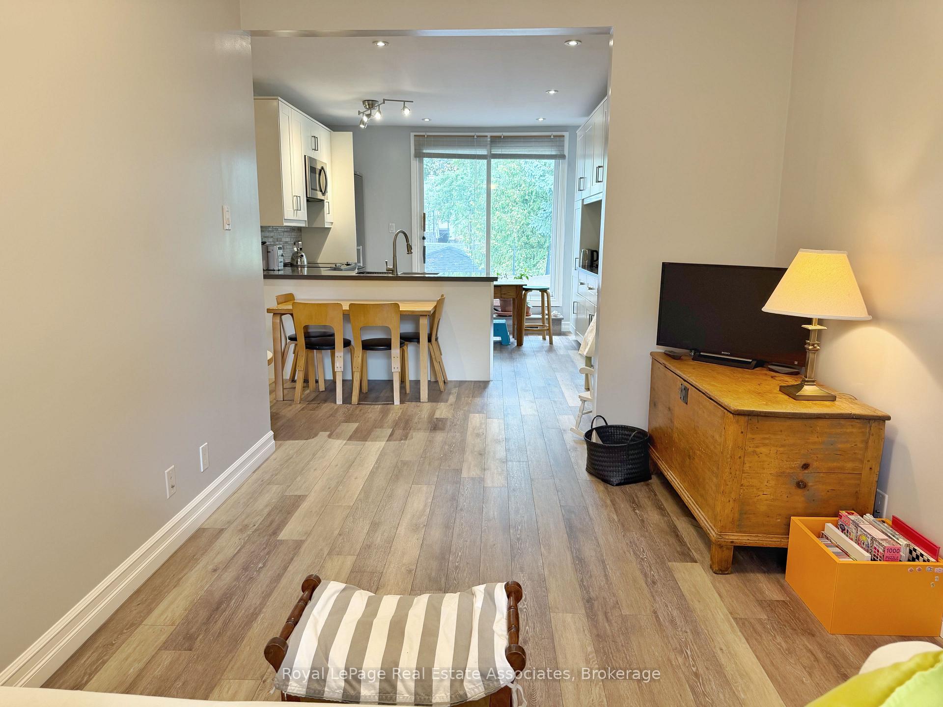 Photo 2 of 157 Glenmore Road, Toronto, Woodbine Corridor — HOMEH
