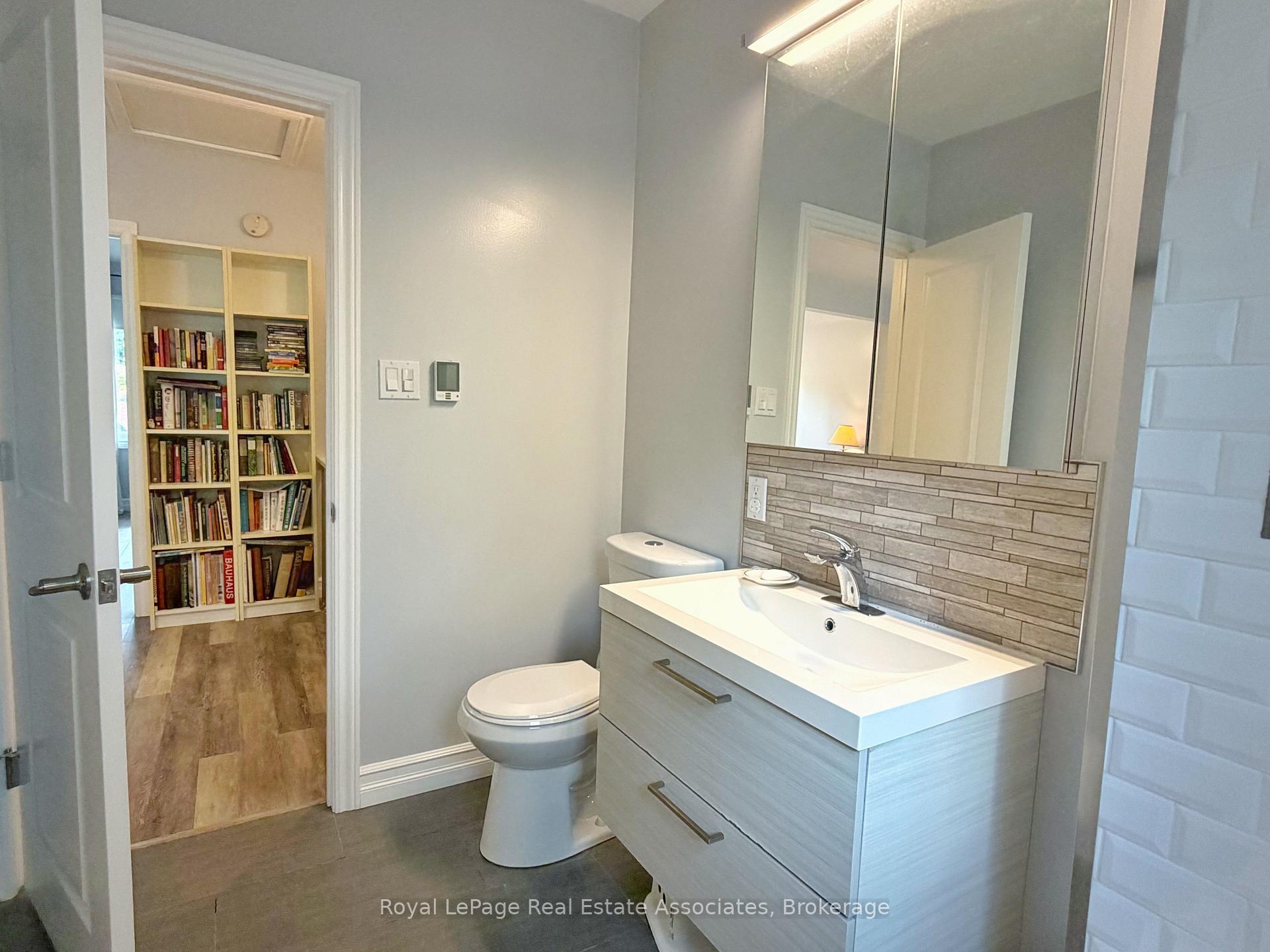 Photo 11 of 157 Glenmore Road, Toronto, Woodbine Corridor — HOMEH