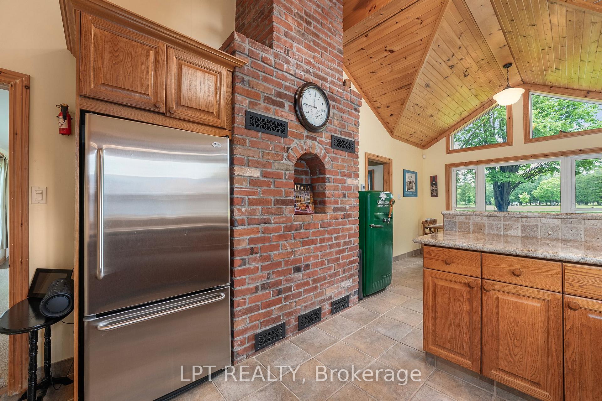Photo 18 of 101 Hedge Road, Georgina, Sutton & Jackson's Point — HOMEH