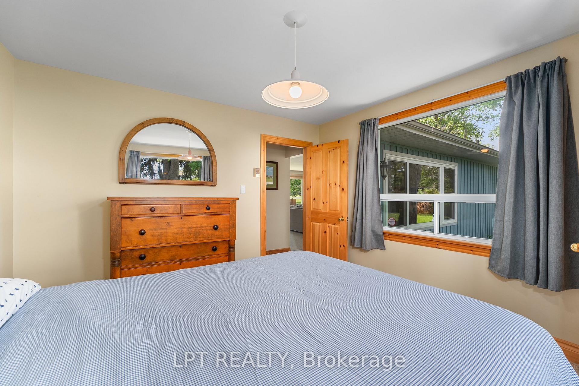 Photo 23 of 101 Hedge Road, Georgina, Sutton & Jackson's Point — HOMEH