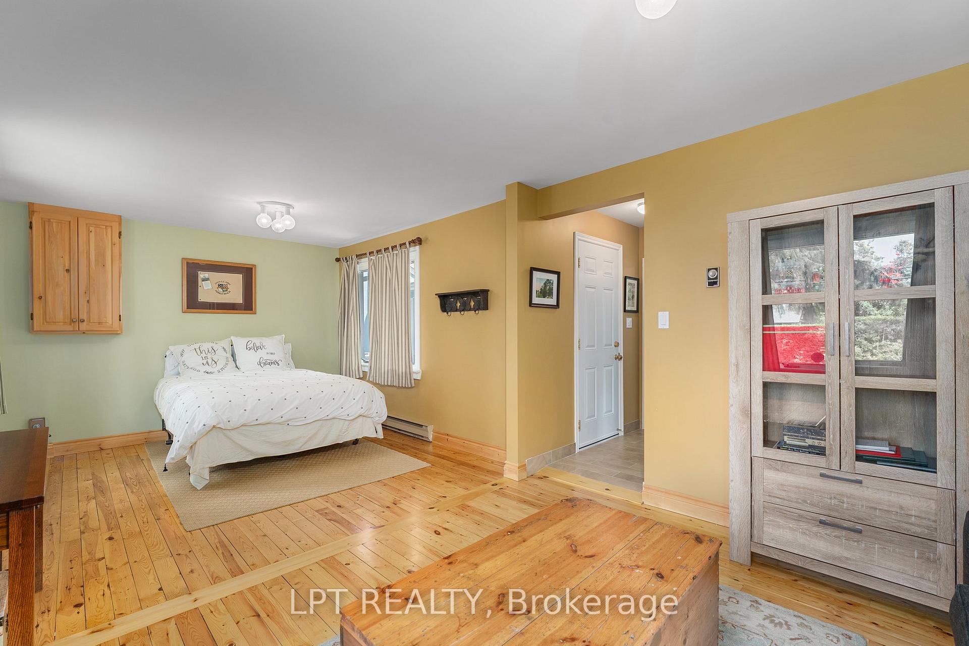 Photo 31 of 101 Hedge Road, Georgina, Sutton & Jackson's Point — HOMEH