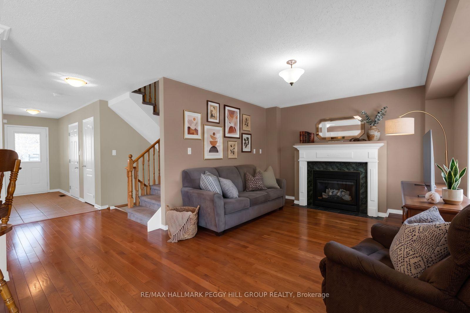 Photo 7 of 168 Wildwood Trail, Barrie, Ardagh — HOMEH